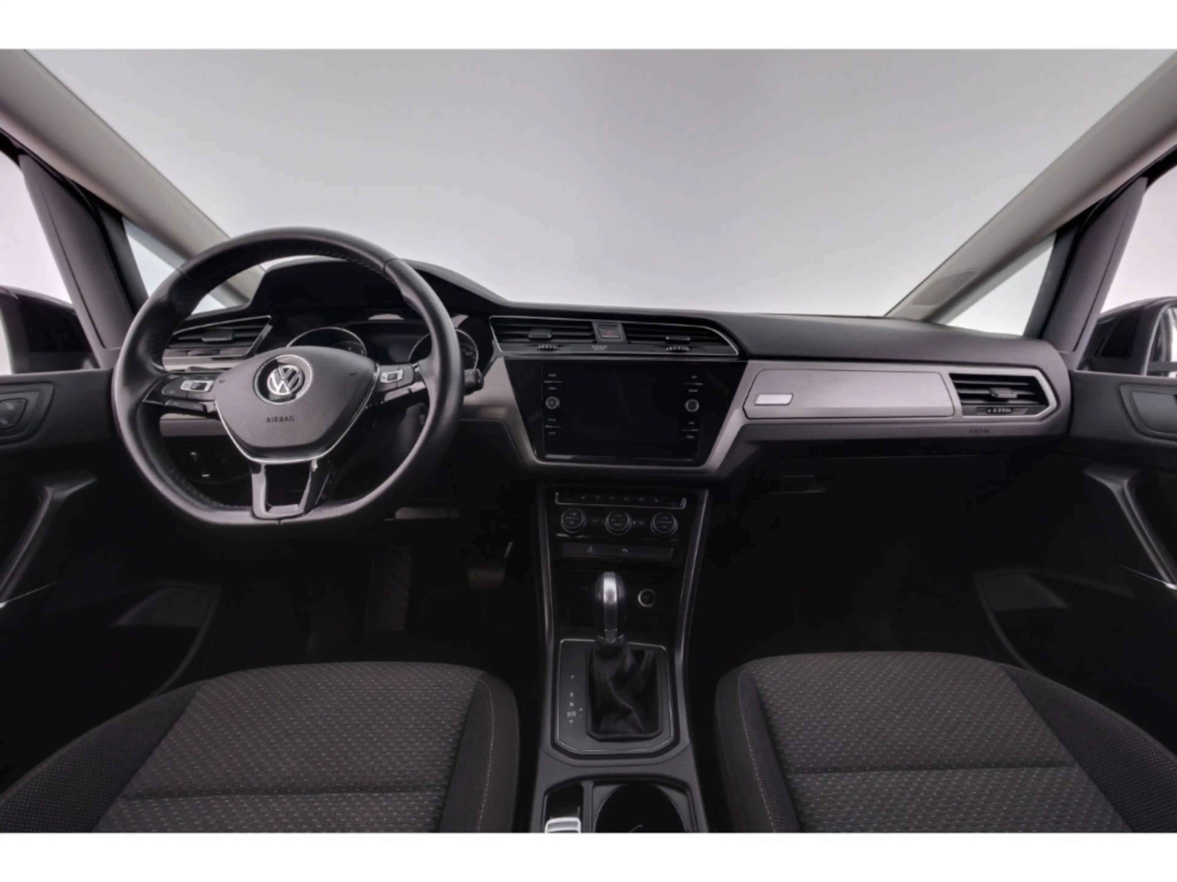 Volkswagen Touran 1.5TSI DSG Comfortline+TEMPO+7-SITZE+PDC — photo 10