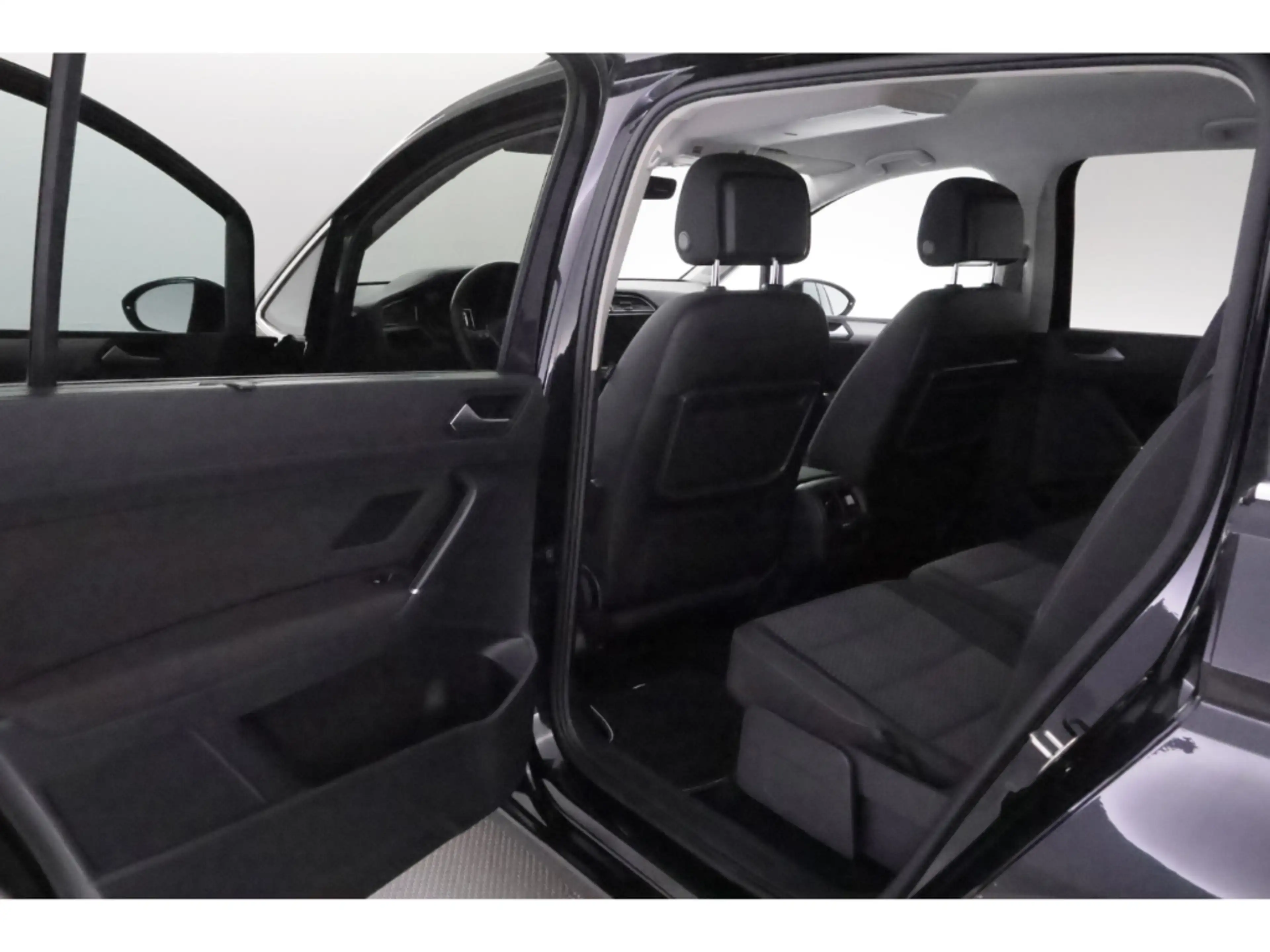 Volkswagen Touran 1.5TSI DSG Comfortline+TEMPO+7-SITZE+PDC — photo 18