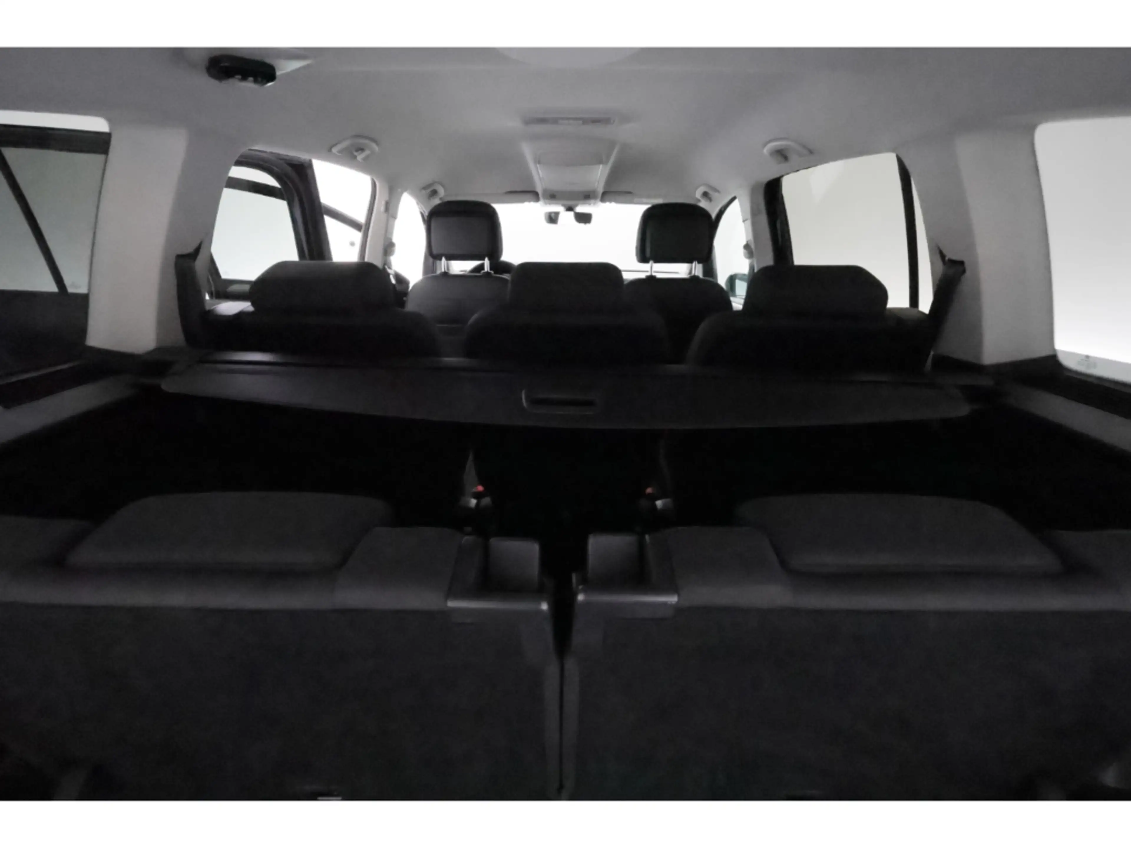 Volkswagen Touran 1.5TSI DSG Comfortline+TEMPO+7-SITZE+PDC — photo 20
