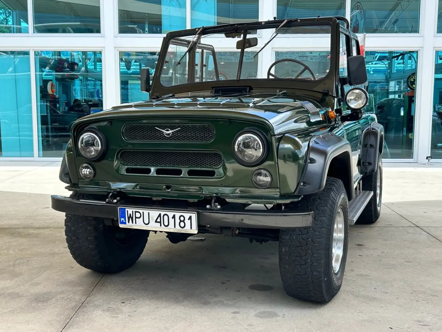 UAZ 469 Base - 1