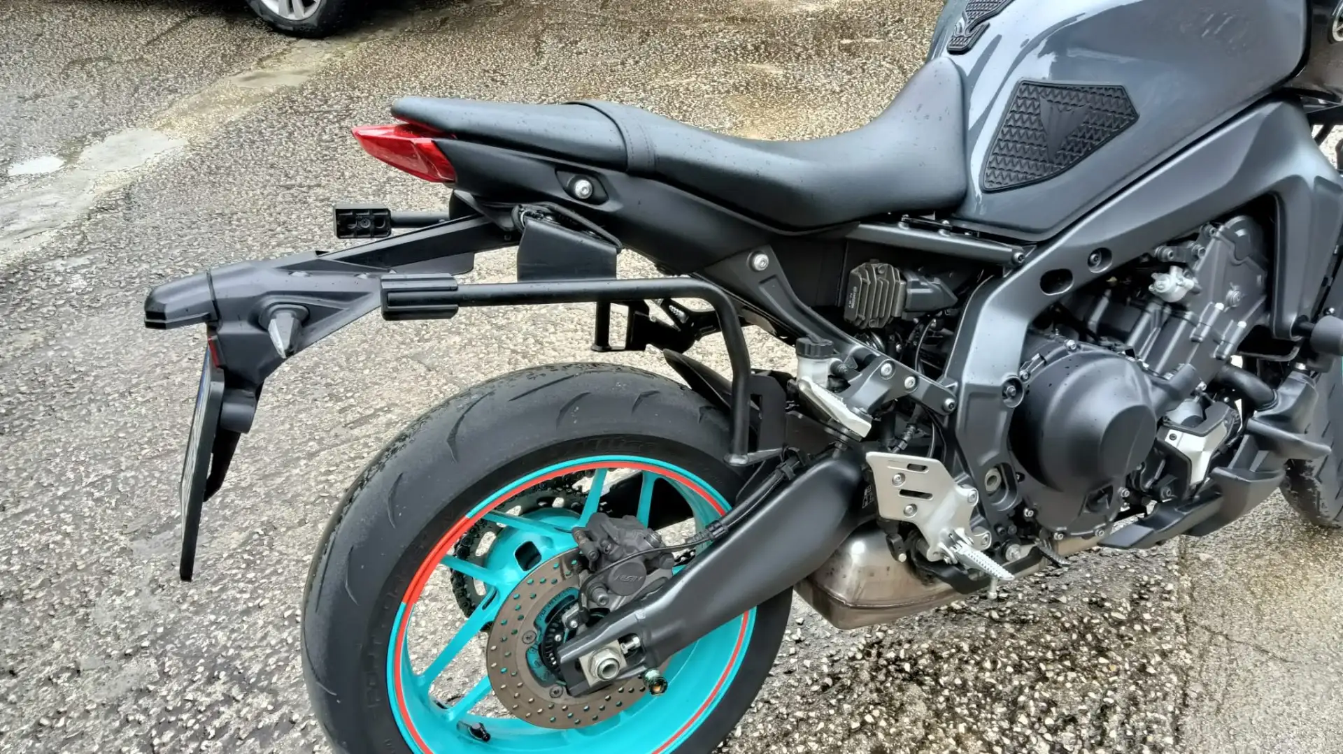 Yamaha MT-09 Šedá - 2