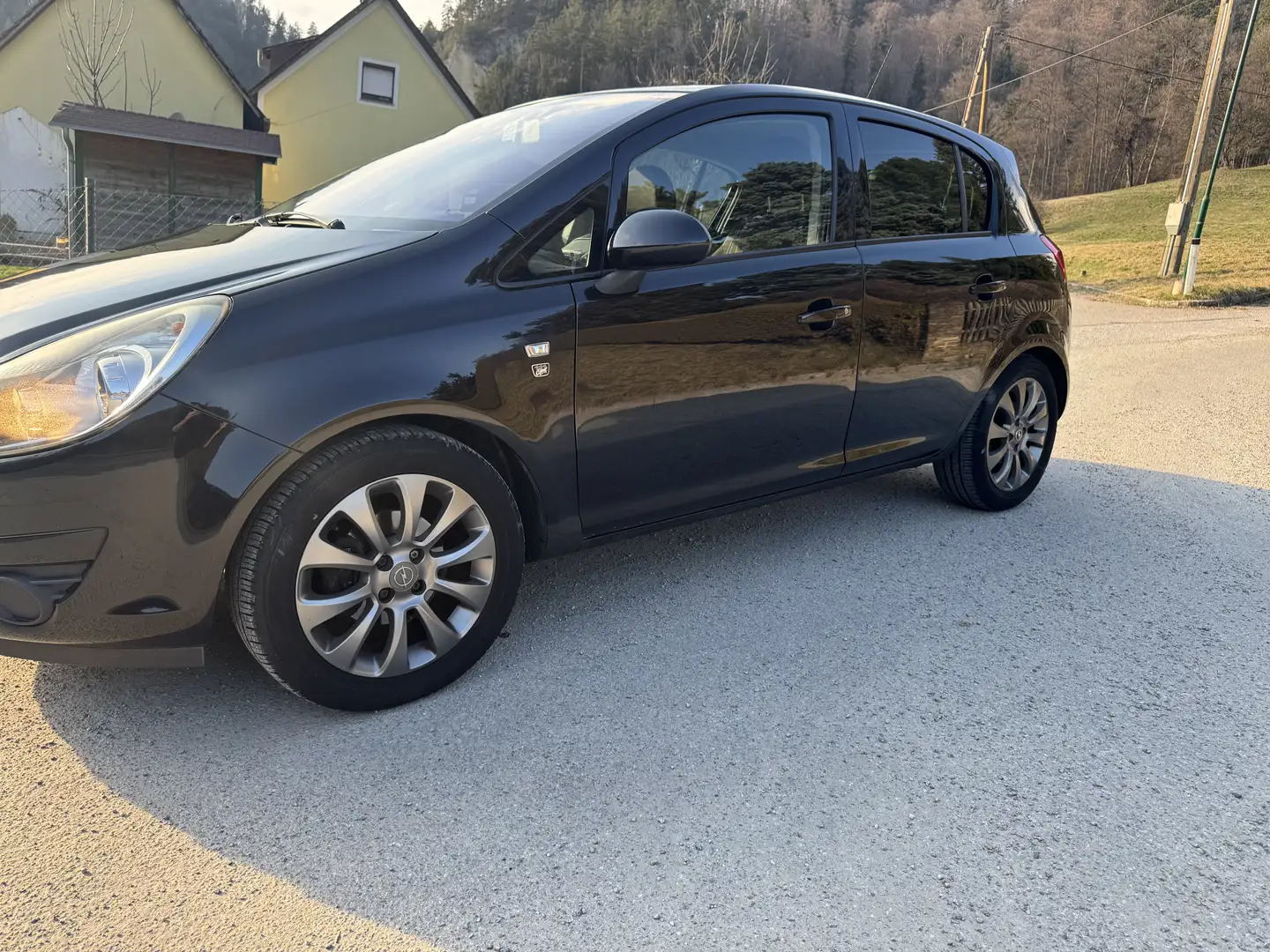 Opel Corsa 1,2 Edition 111 Jahre - 2