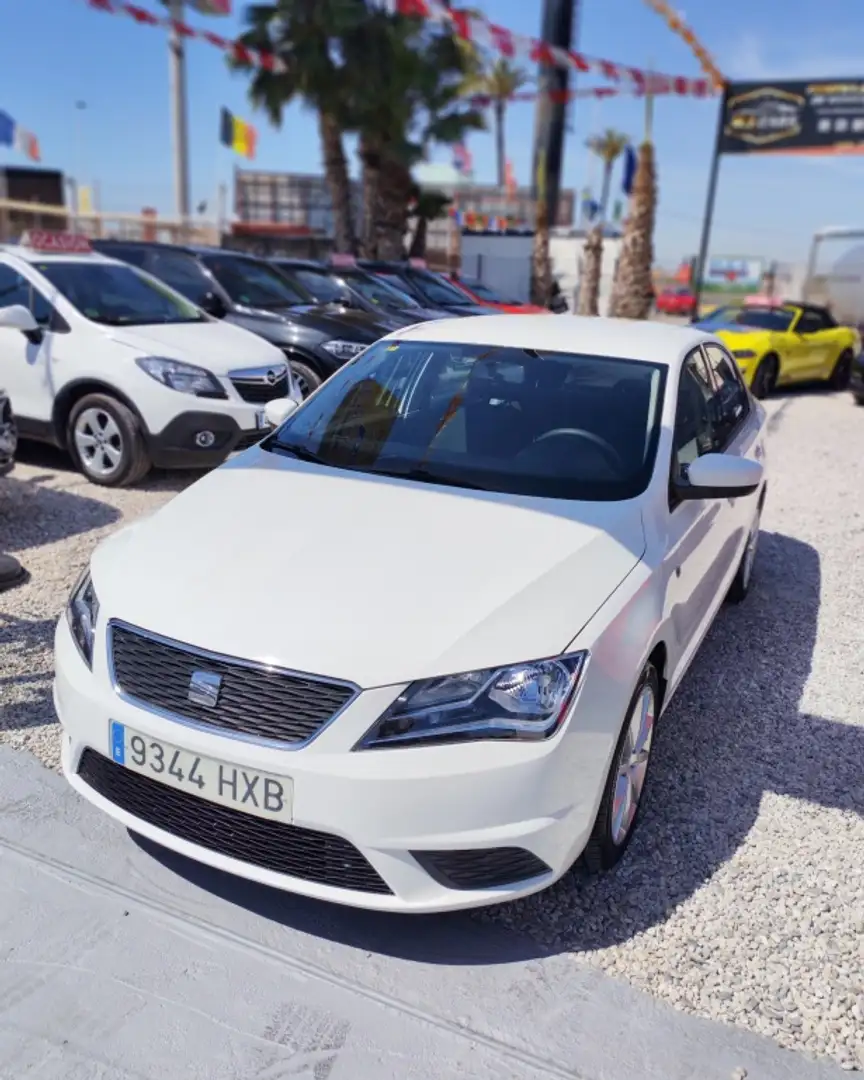 SEAT Toledo 1.6TDI CR Style DSG 90 Blanco - 2
