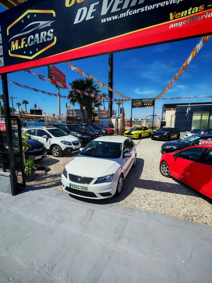 SEAT Toledo 1.6TDI CR Style DSG 90 Blanco - 1