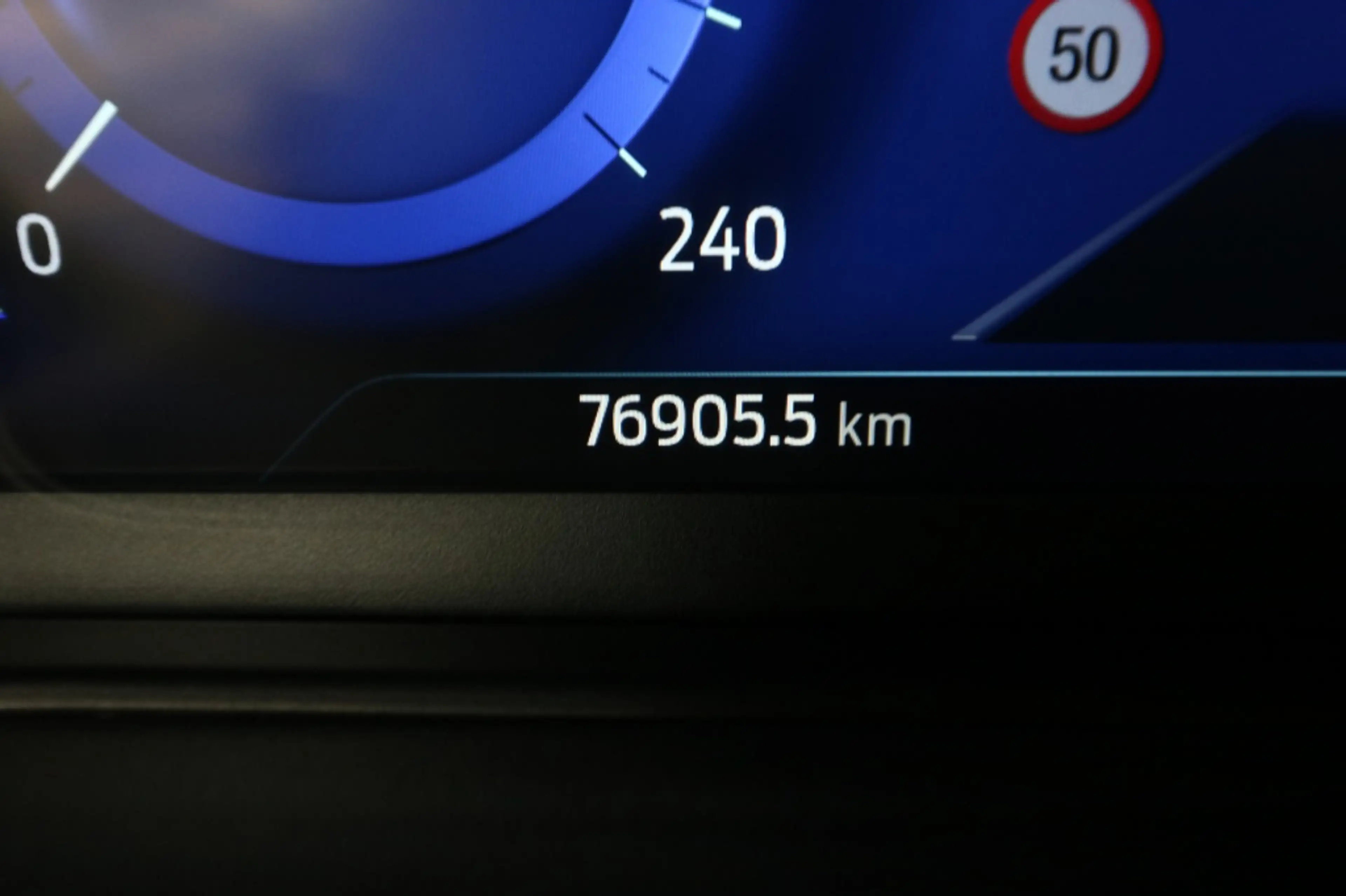 Ford Puma 1.0 EcoBoost Hybrid ST-Line X — photo 3