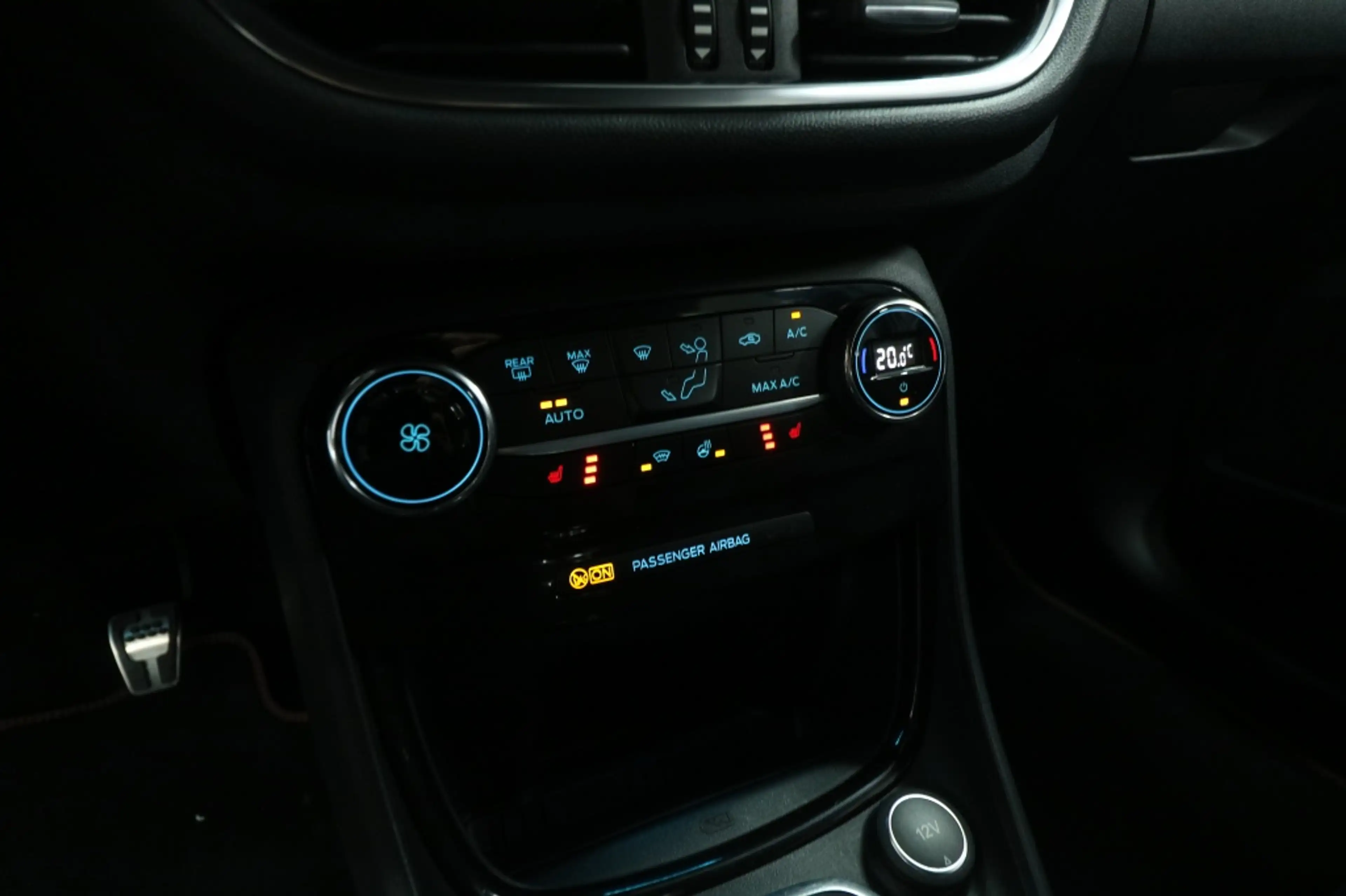 Ford Puma 1.0 EcoBoost Hybrid ST-Line X — photo 13