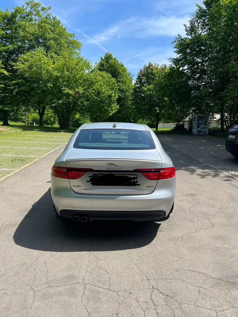 Jaguar XF 20d AWD Aut. R-Sport |Service NEU|NOX NEU| Plateado - 2