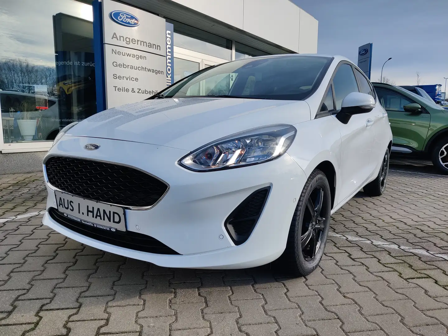 Ford Fiesta Cool & Connect Weiß - 1