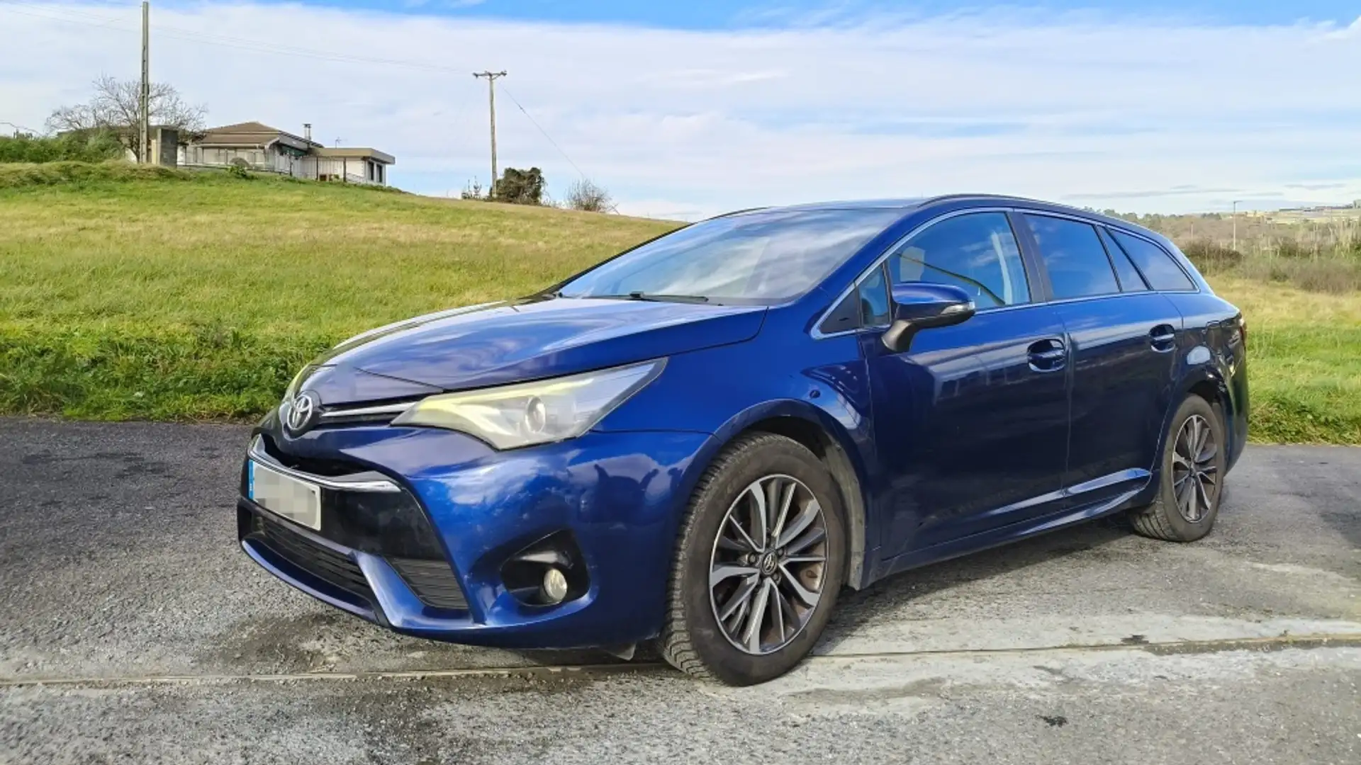 Toyota Avensis TS 150D Advance Bleu - 1