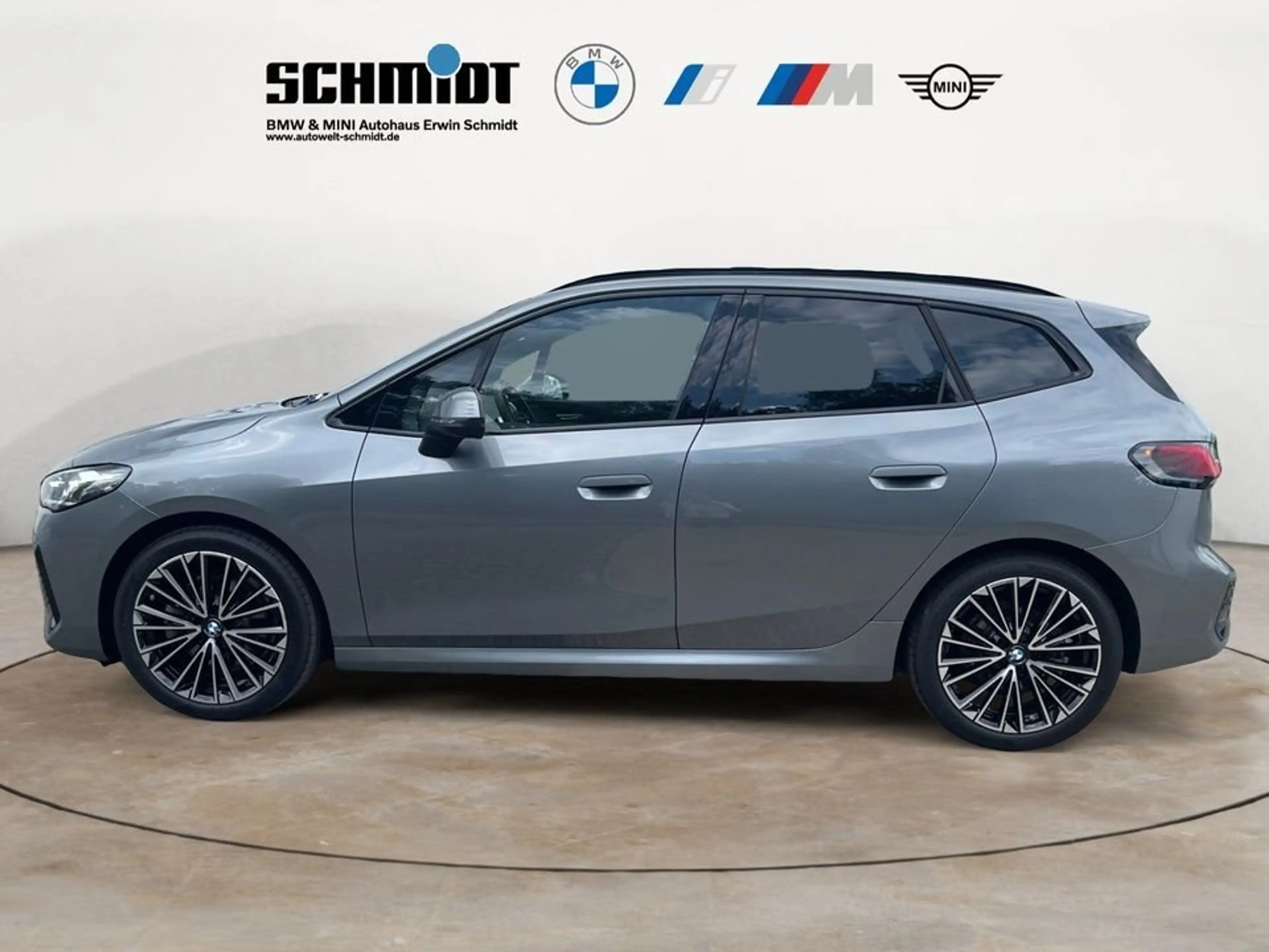 BMW 223 i xDrive Active Tourer M Sport + GARANTIE-bis-10.2 — photo 5