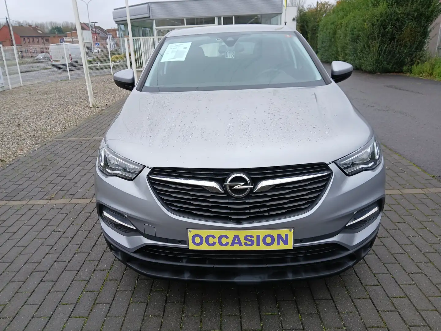 Opel Grandland X 1.2 I Turbo Grau - 2
