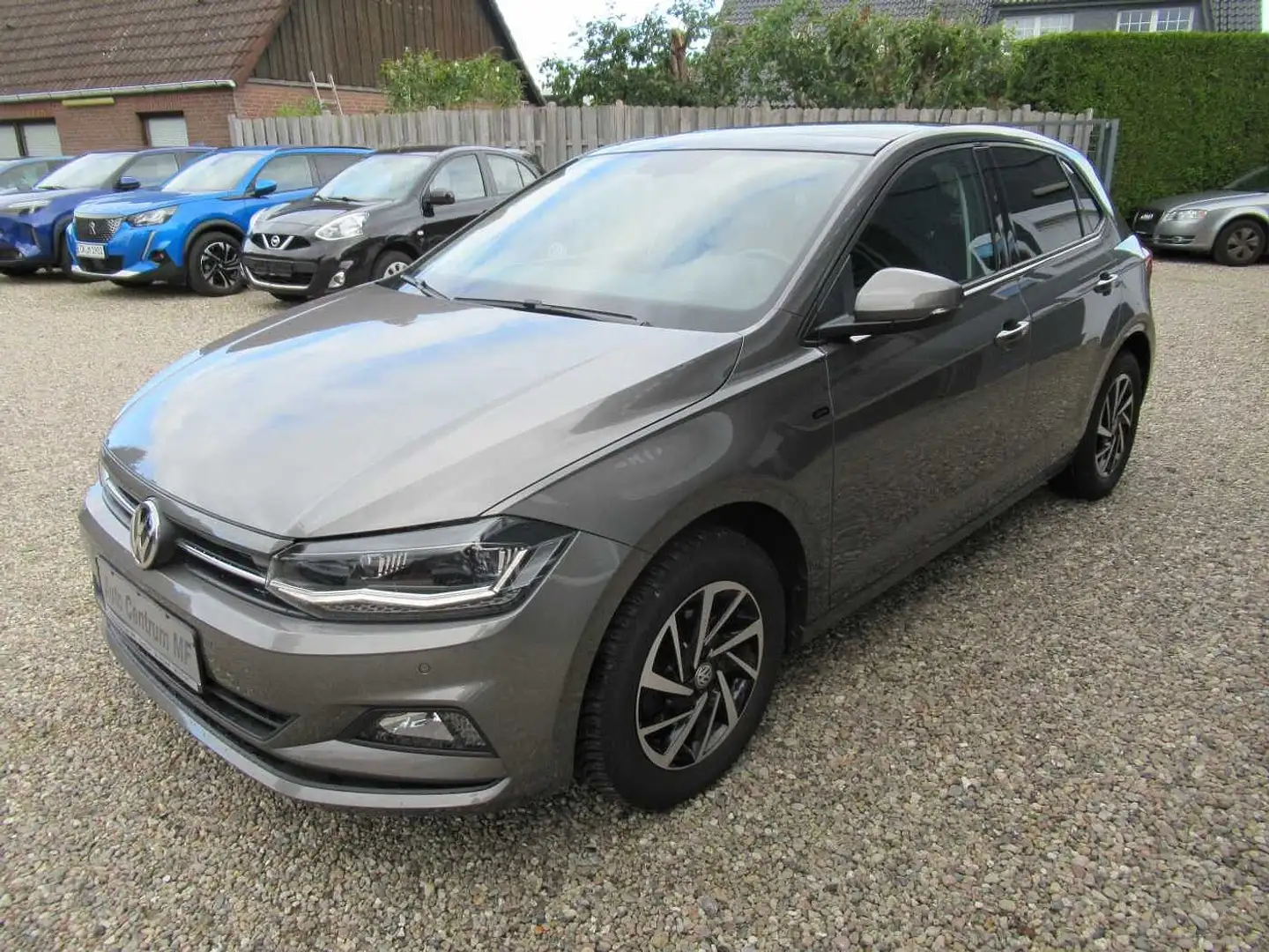 Volkswagen Polo VI 1.0 TSI DSG Join Grau - 1
