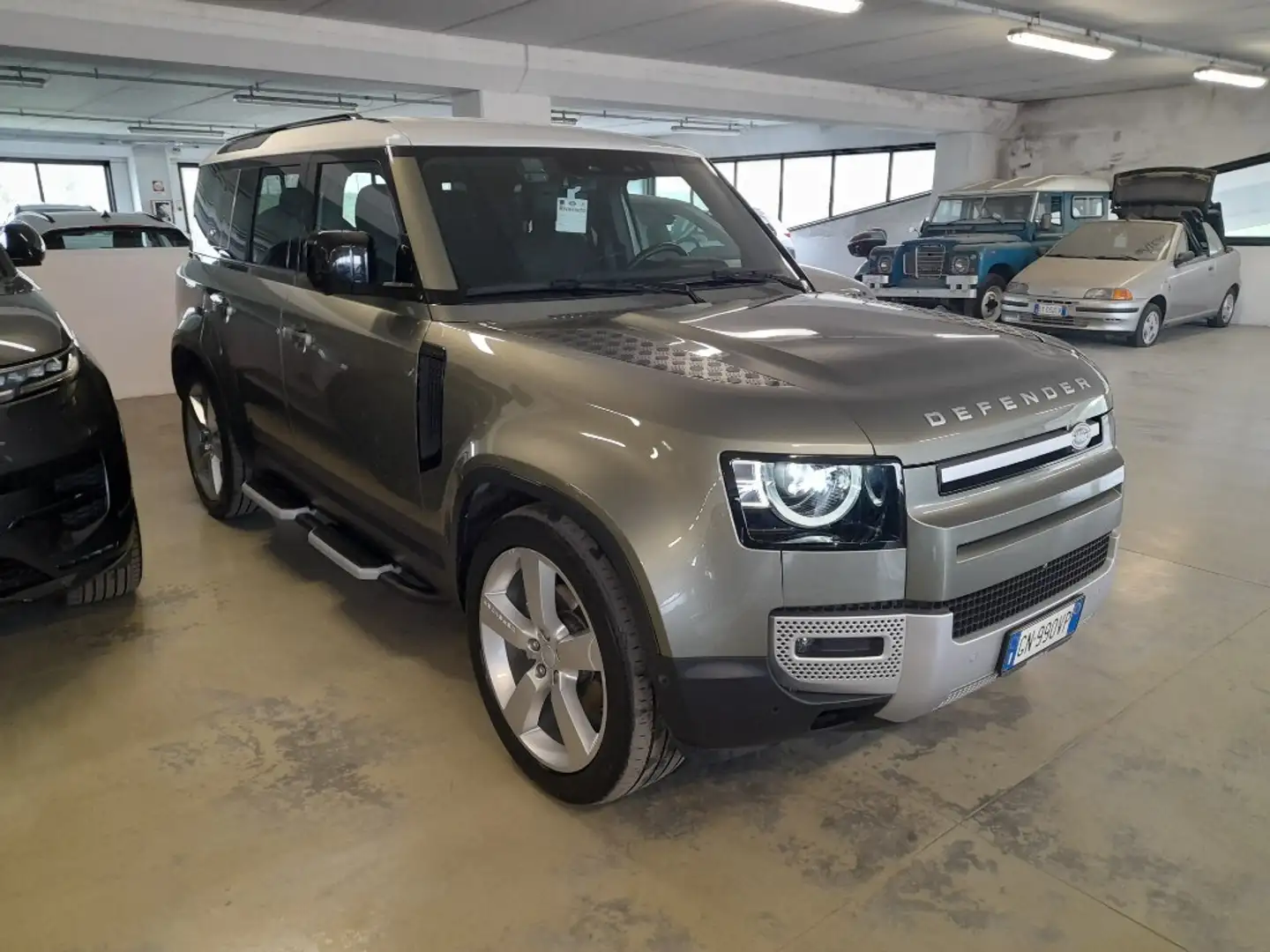 Land Rover Defender Defender 110 3.0D I6 200 CV AWD Auto SE Verde - 2