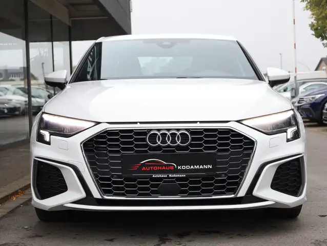 Audi A3 view 3