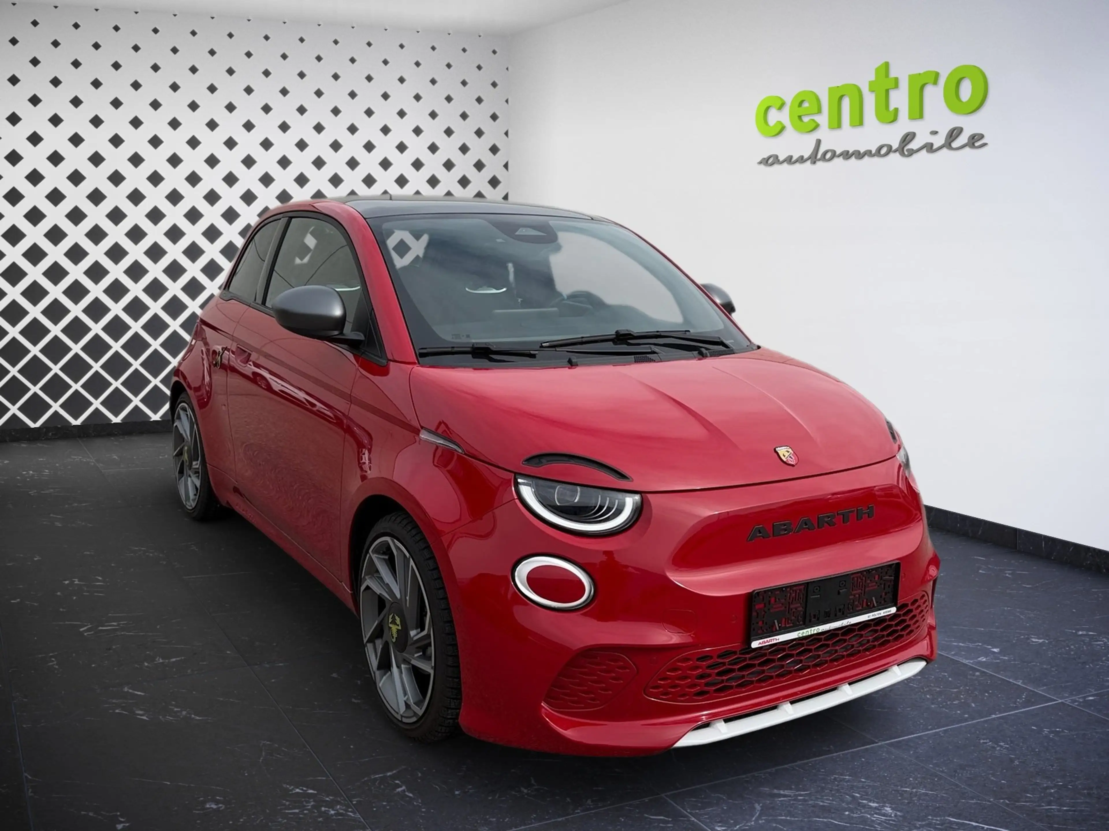Abarth 500e Turismo — photo 4