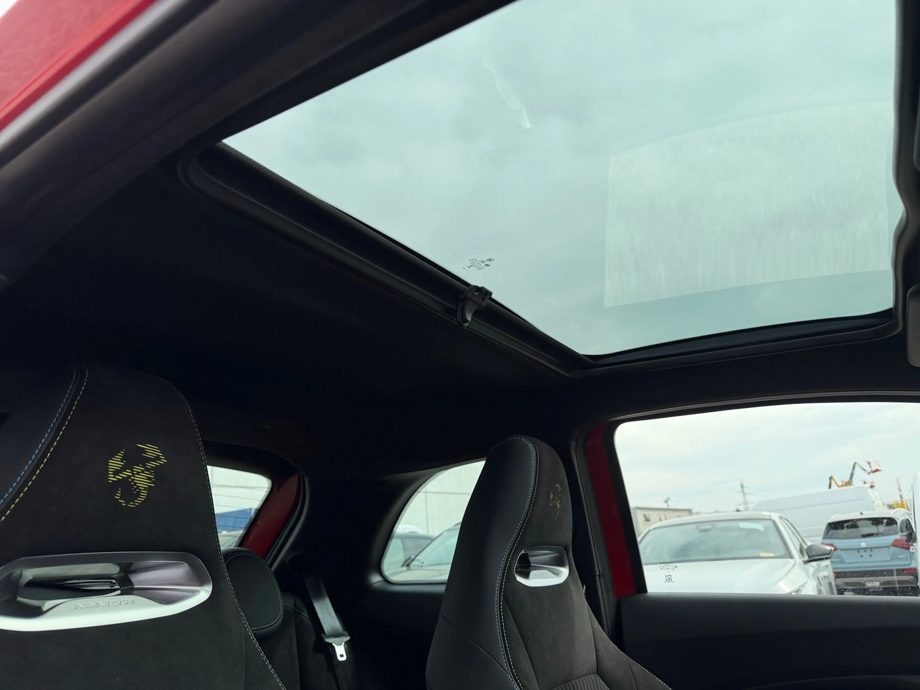 Abarth 500e Turismo — photo 13