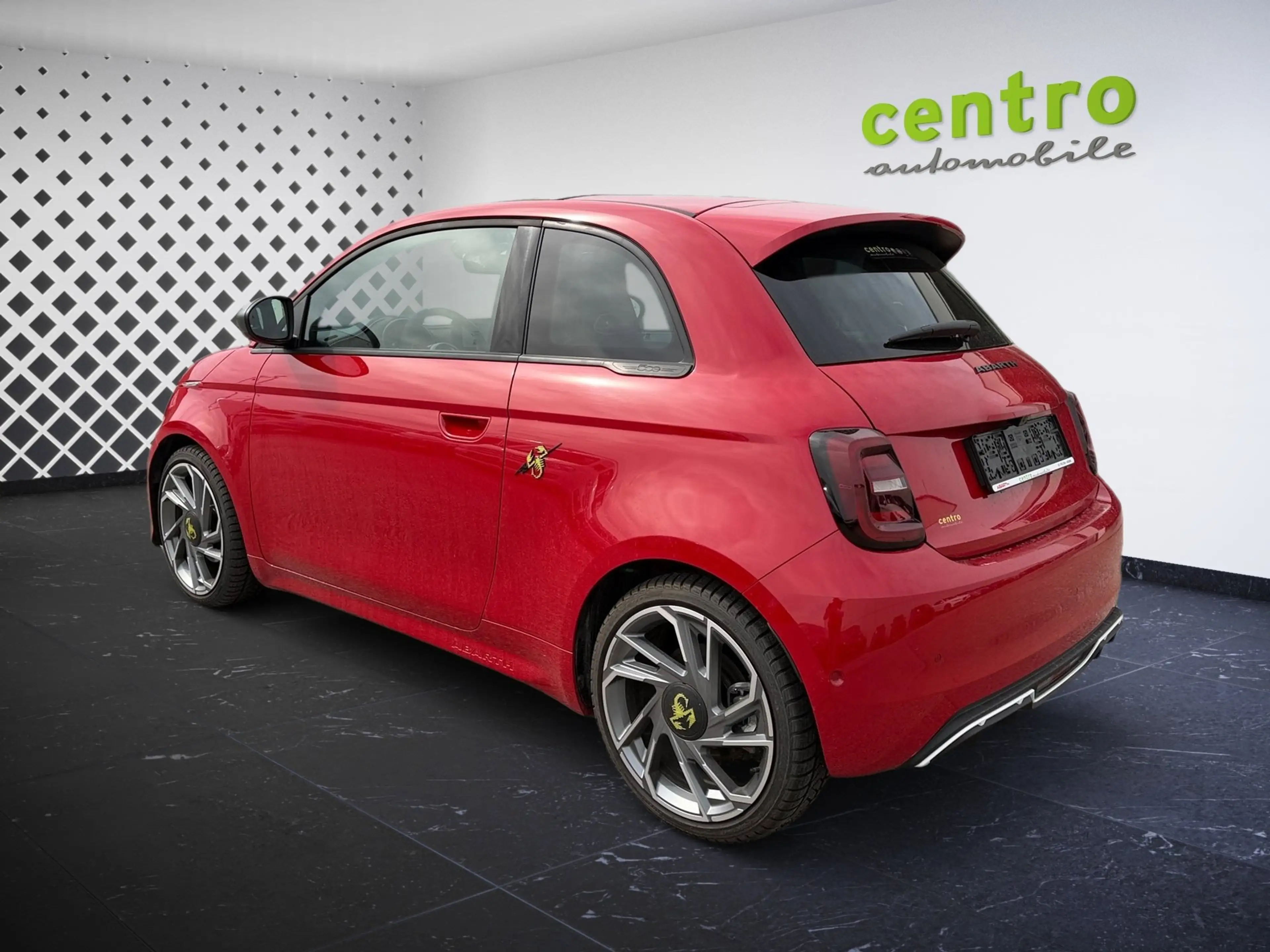 Abarth 500e Turismo — photo 5