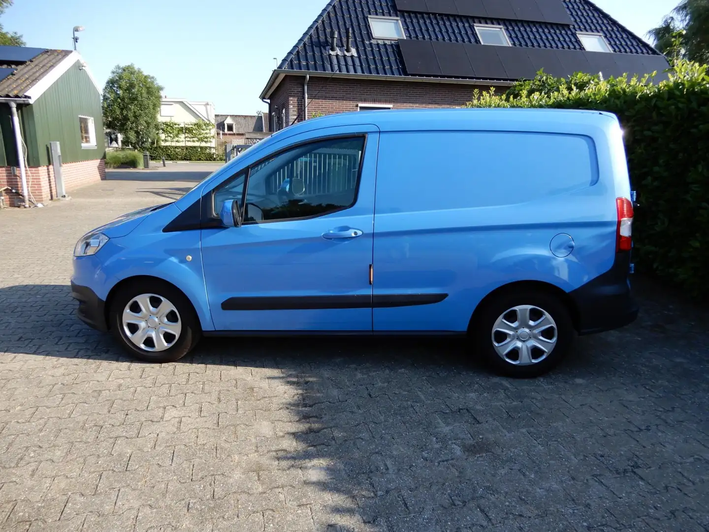 Ford Transit Courier 1.5 TDCI Trend Blauw - 2