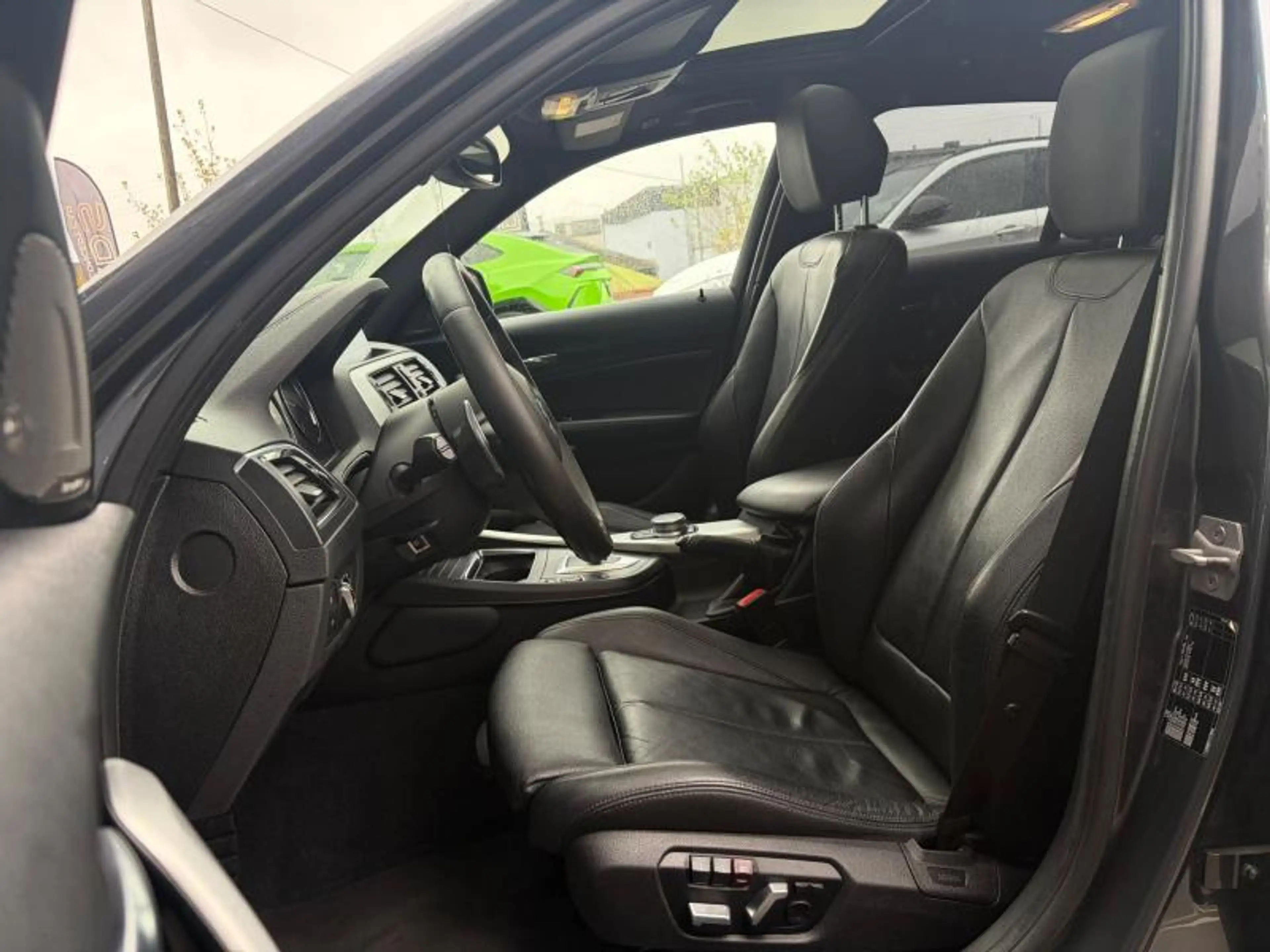 BMW 125 Pack M 2.0 224ch/Toit Ouvrant/Sièges électriques — photo 11