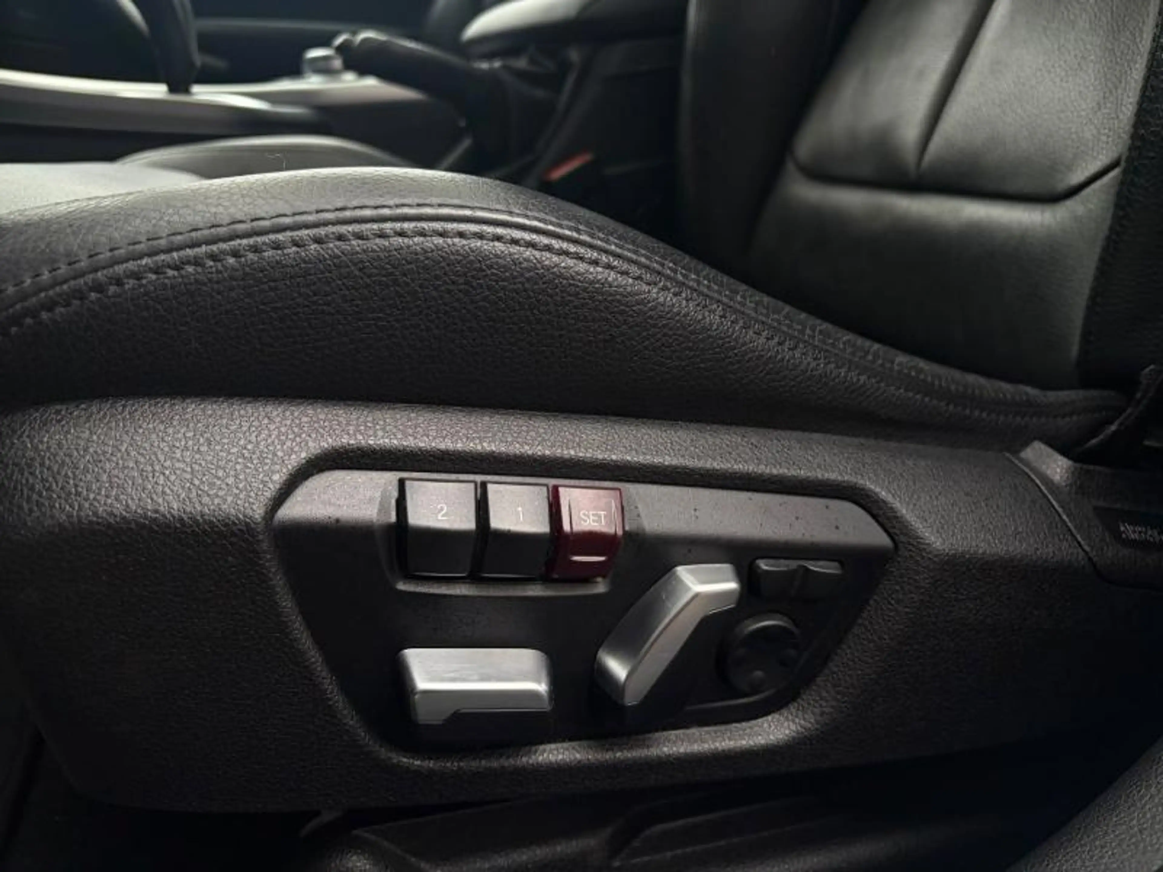 BMW 125 Pack M 2.0 224ch/Toit Ouvrant/Sièges électriques — photo 9