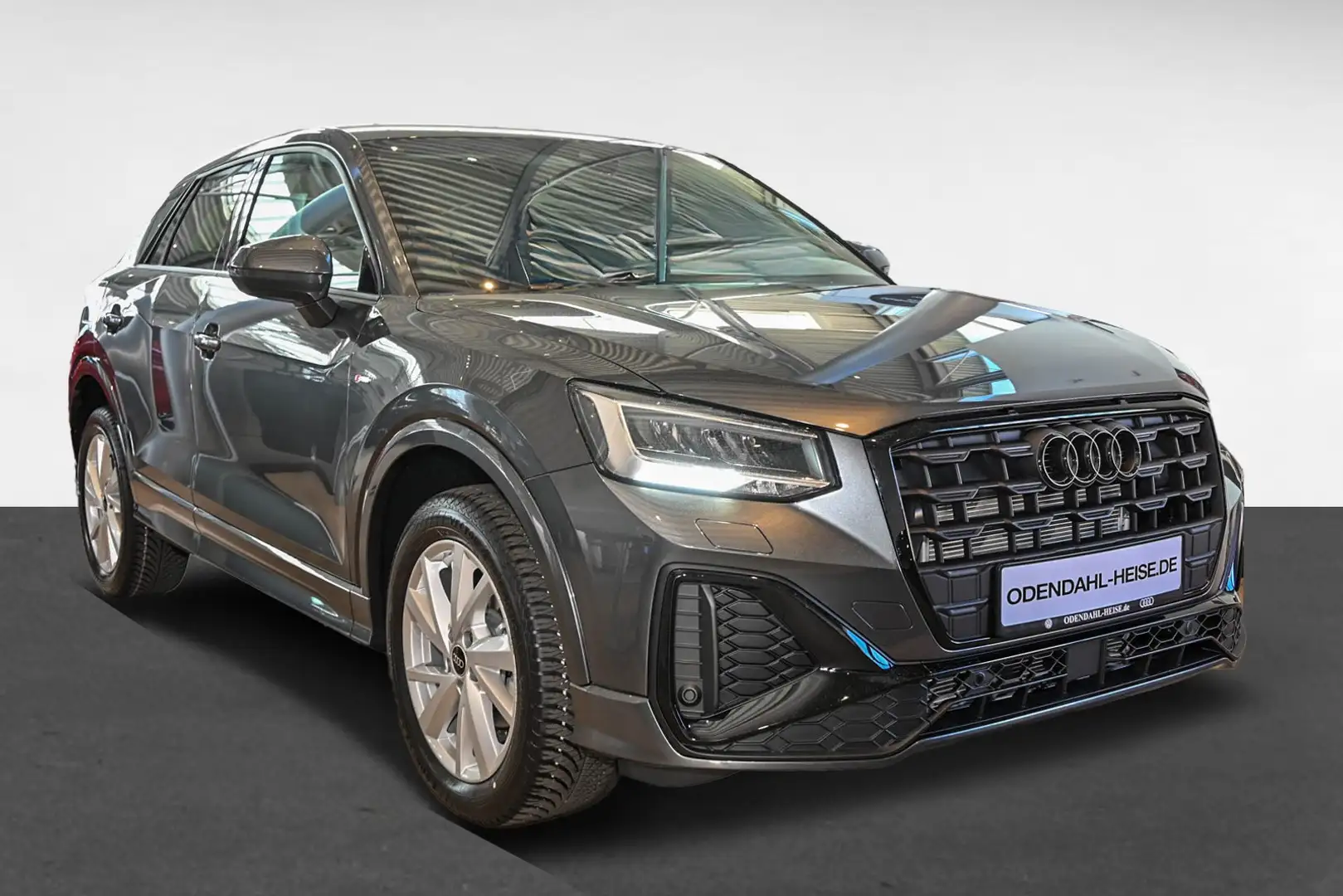 Audi Q2 S line 35 TFSI 110(150) kW(PS) S tronic  Navi Szürke - 2