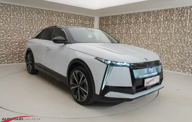 DS Automobiles N°8 FWD Long Range 245PS ÉTOILE Ansicht 3