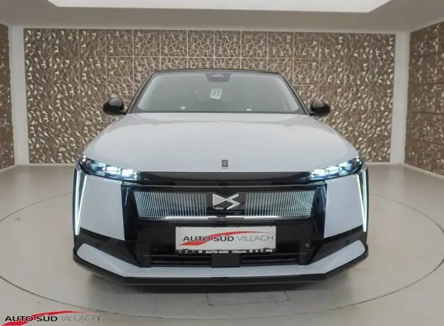 DS Automobiles N°8 FWD Long Range 245PS ÉTOILE Ansicht 2