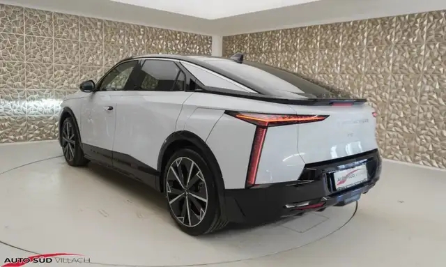 DS Automobiles N°8 FWD Long Range 245PS ÉTOILE Ansicht 4