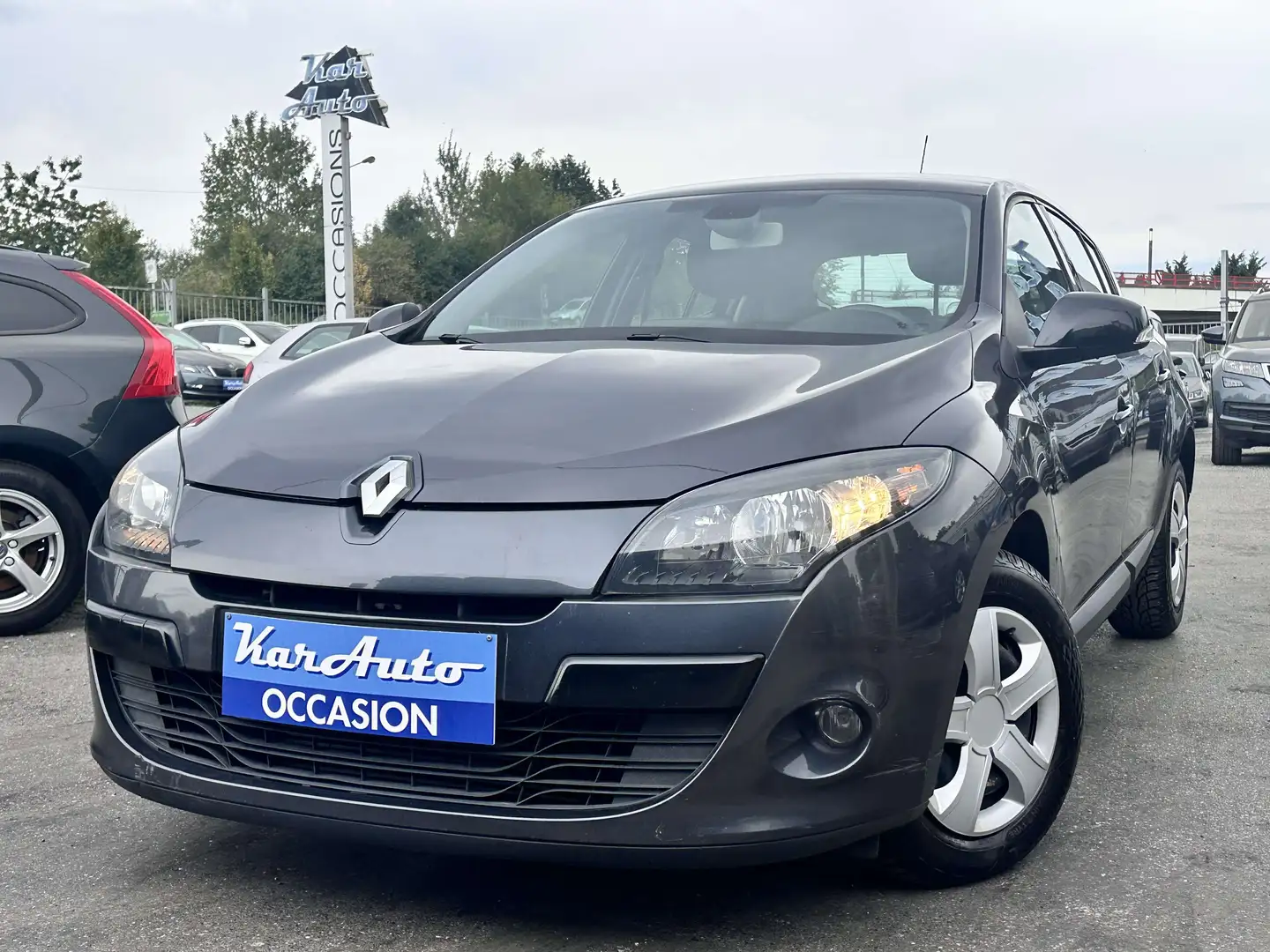 Renault Megane Megane 1.5 dCi *GPS*CLIM*PRTE IMMATRICULER* Gris - 1