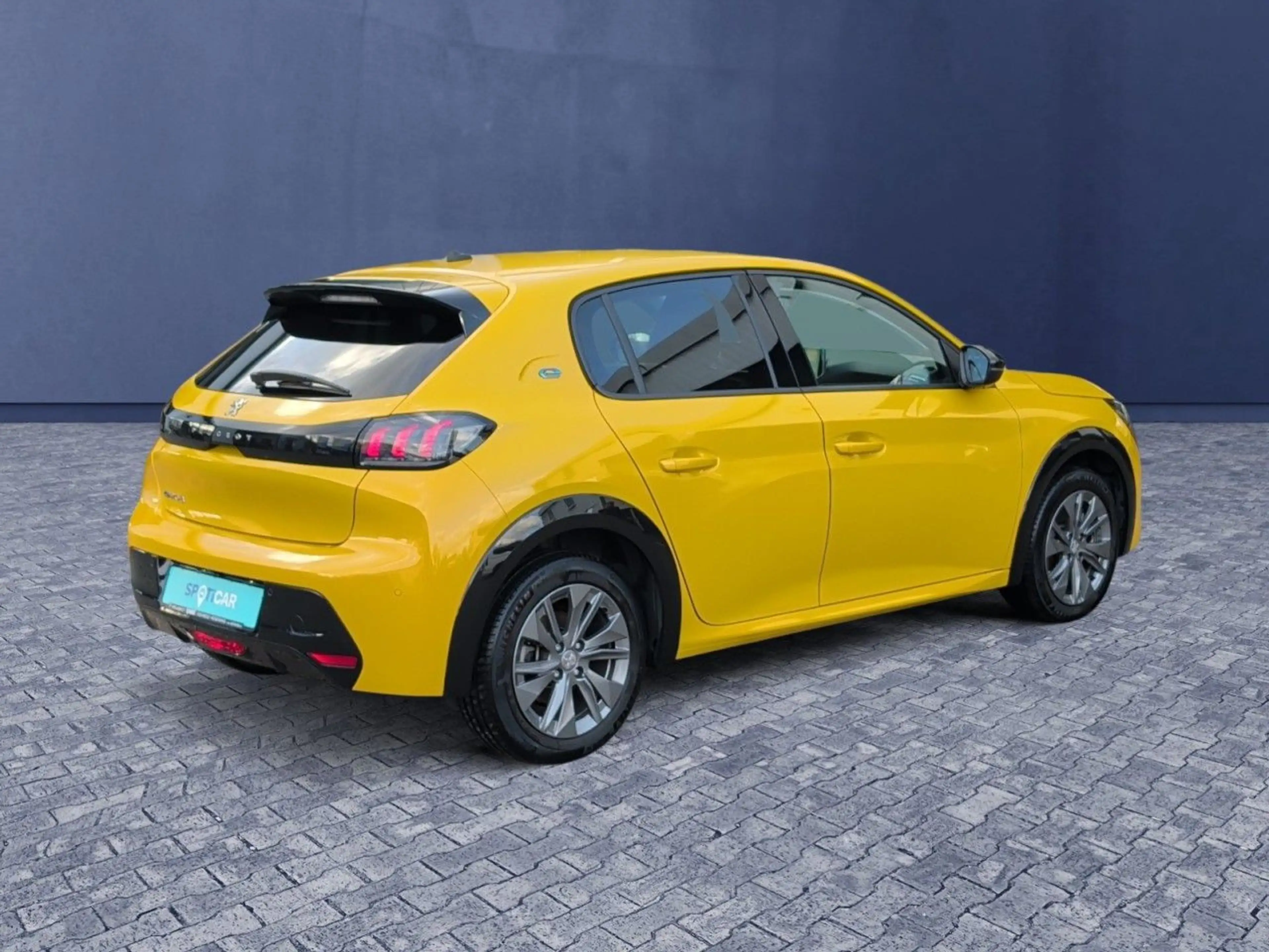 Peugeot 208 -e Allure Pack 136 AT+Sitzhzg+Tempomat+Kamera — photo 7