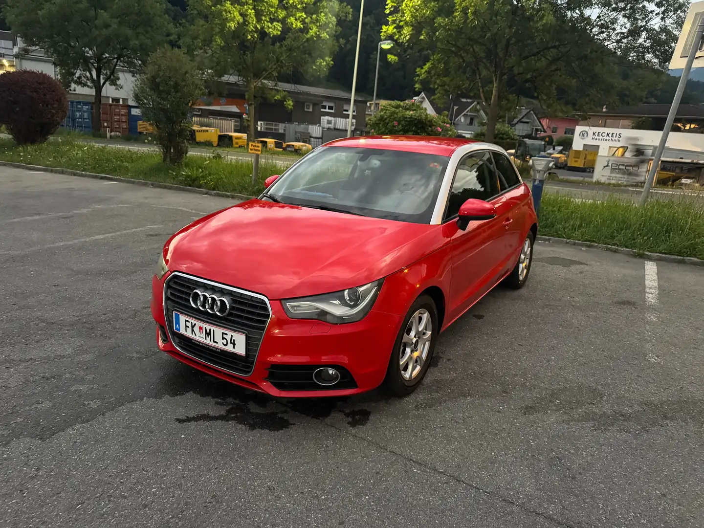 Audi A1 A1 1,6 TDI Ambition Rot - 2
