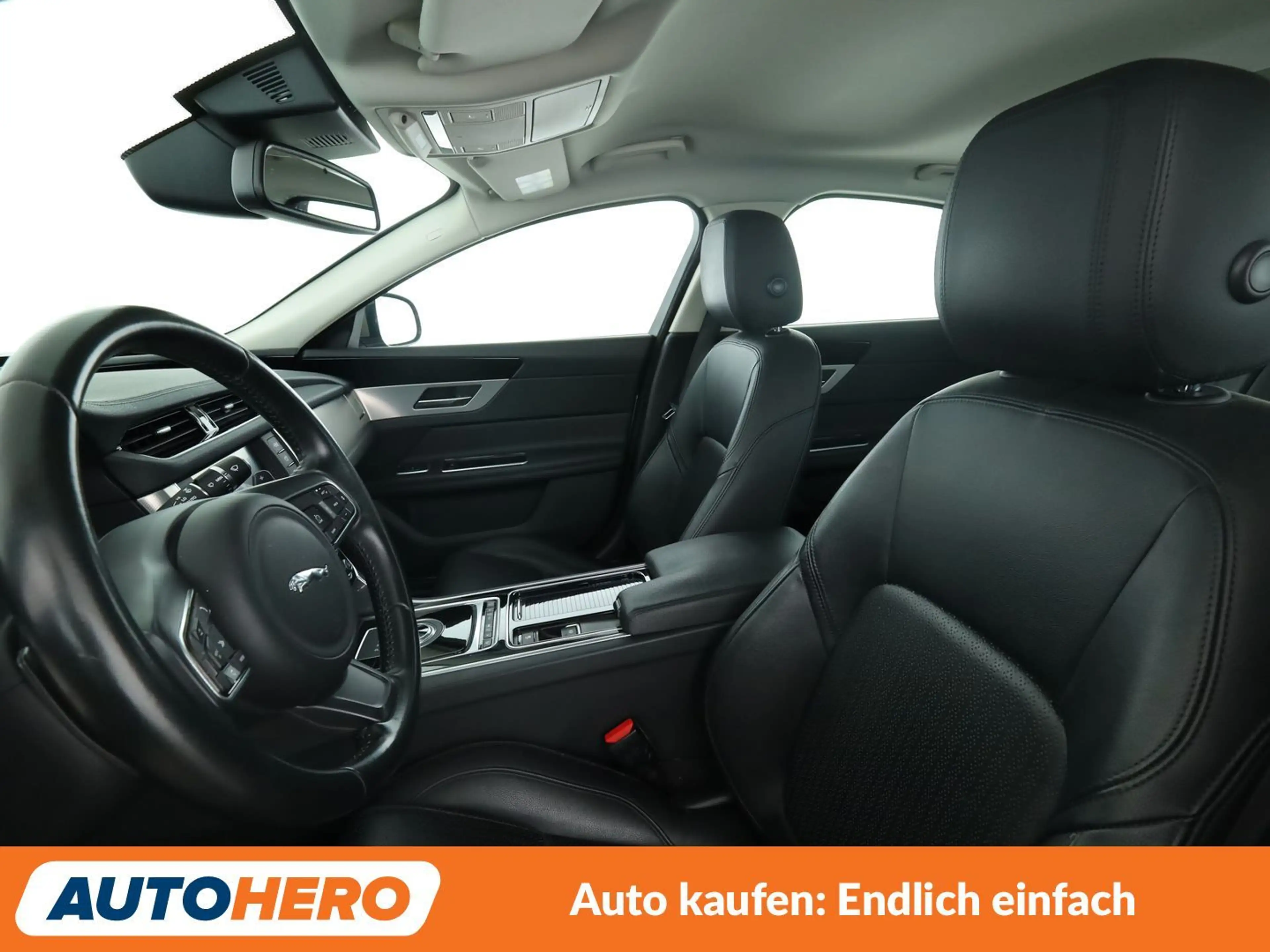 Jaguar XF 35t Prestige Aut.*NAVI*TEMPO*CAM*PDC*SHZ* — photo 10
