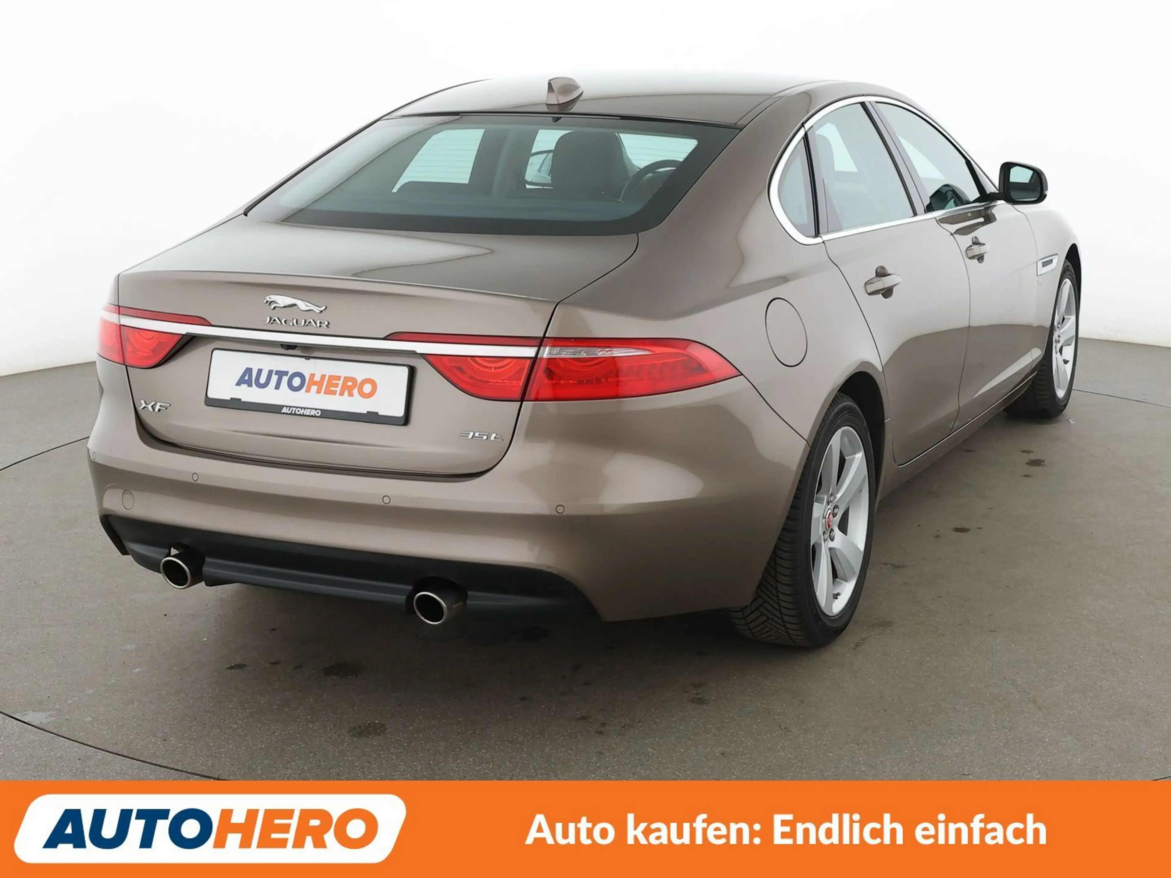 Jaguar XF 35t Prestige Aut.*NAVI*TEMPO*CAM*PDC*SHZ* — photo 6