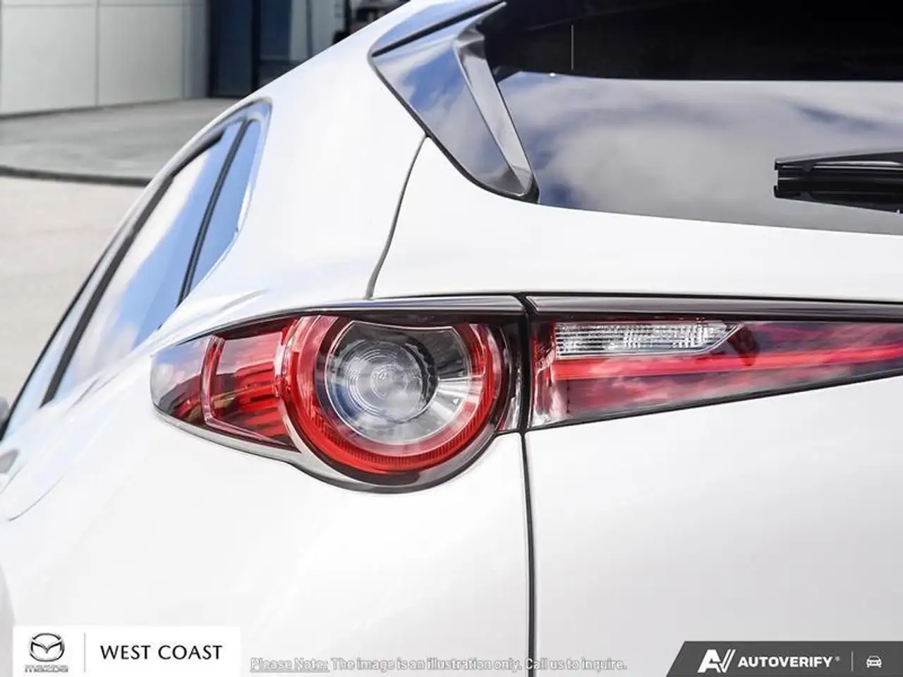 Mazda CX-30 снимка Mazda CX-30