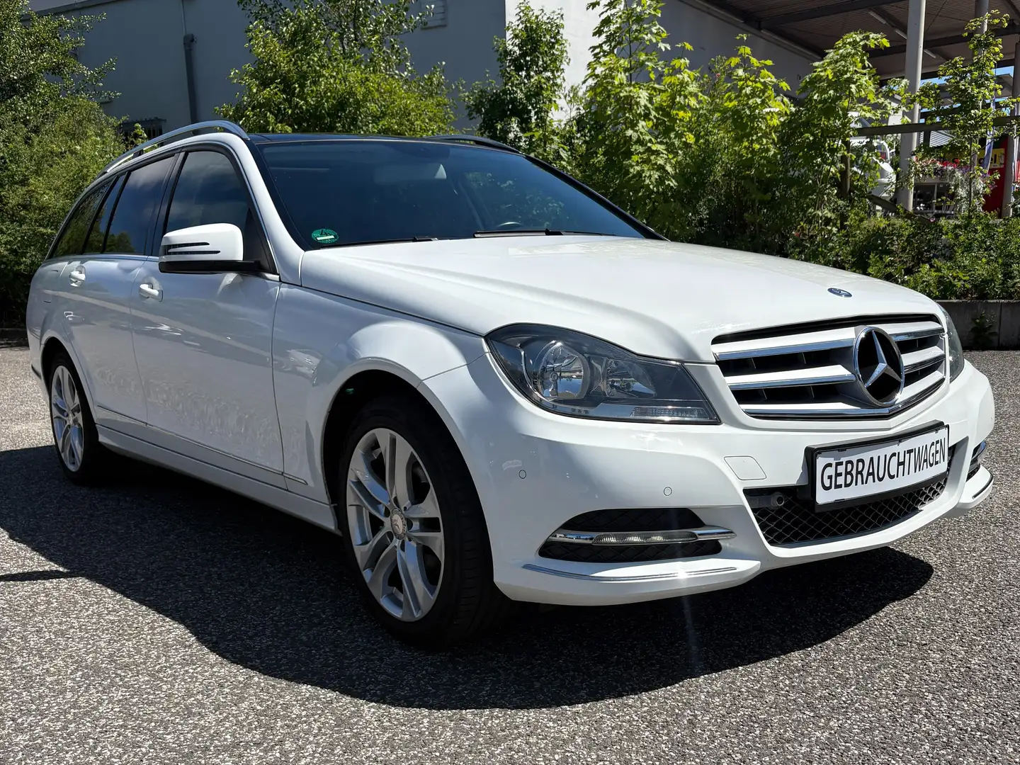 Mercedes-Benz C 180 T Avantgarde, Winter,Pano,AHK,DAB,Sitzheizung Weiß - 2