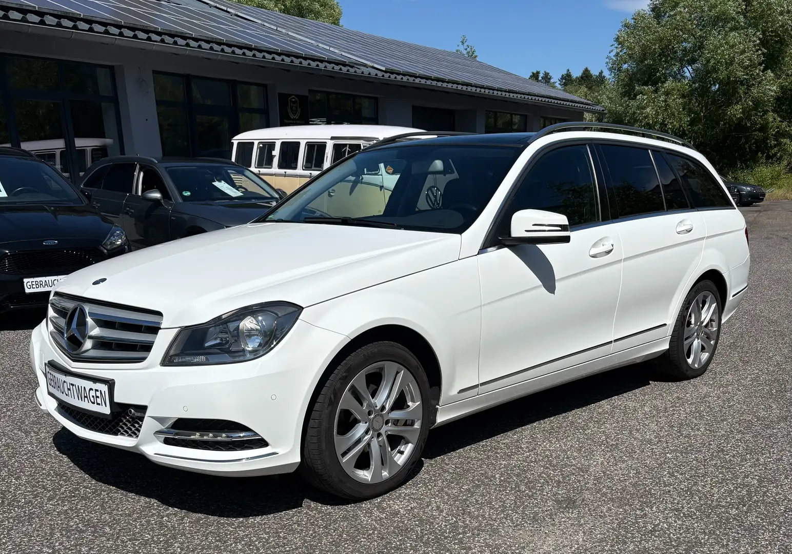 Mercedes-Benz C 180 T Avantgarde, Winter,Pano,AHK,DAB,Sitzheizung Weiß - 1