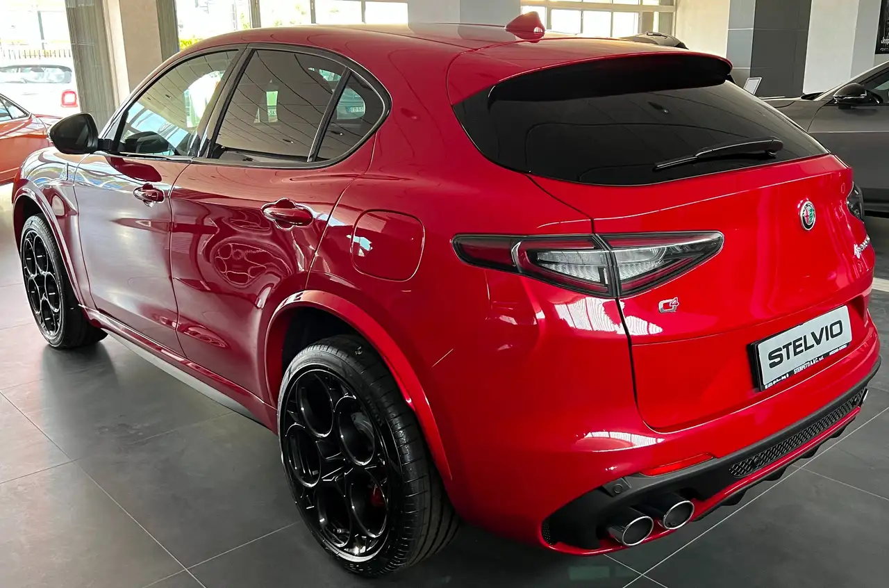 Alfa Romeo Stelvio 2022