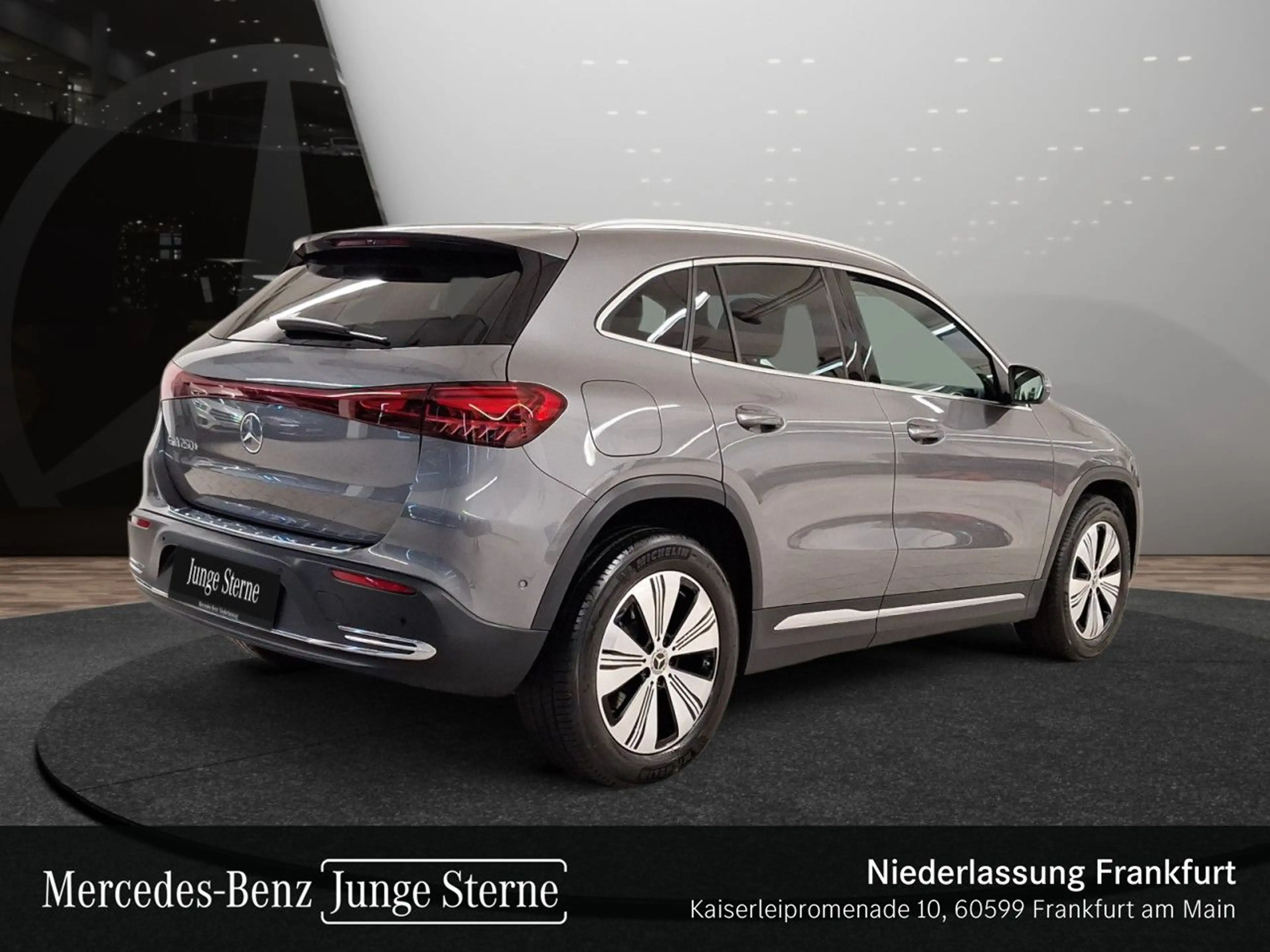 Mercedes-Benz EQA 250 PROG+ADVANCED+AHK+360+SPUR — photo 8