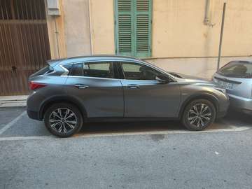 QX30 2.2d Premium Tech awd dct