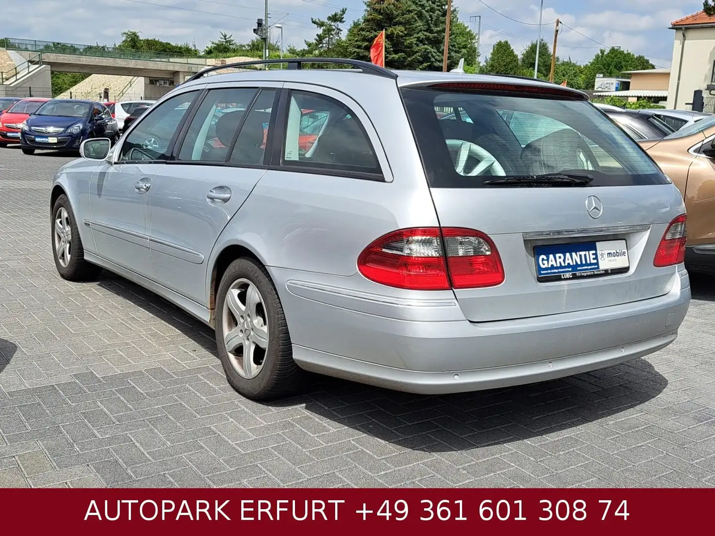 Mercedes-Benz E 220 CDI*Klima*Navi*Temp*StzH*Phone*PDC srebrna - 2