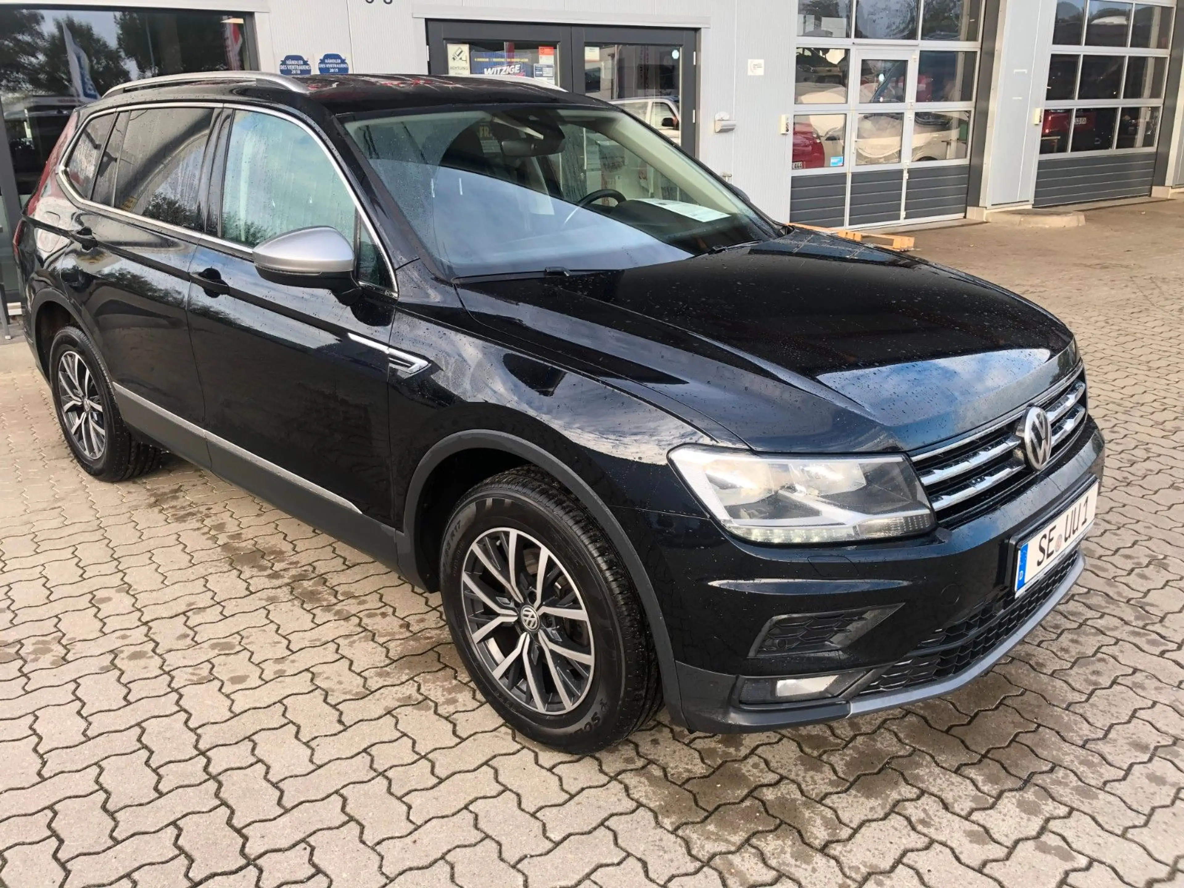 Volkswagen Tiguan Allspace Comfortline 7 Sitzer/Automatik — photo 8