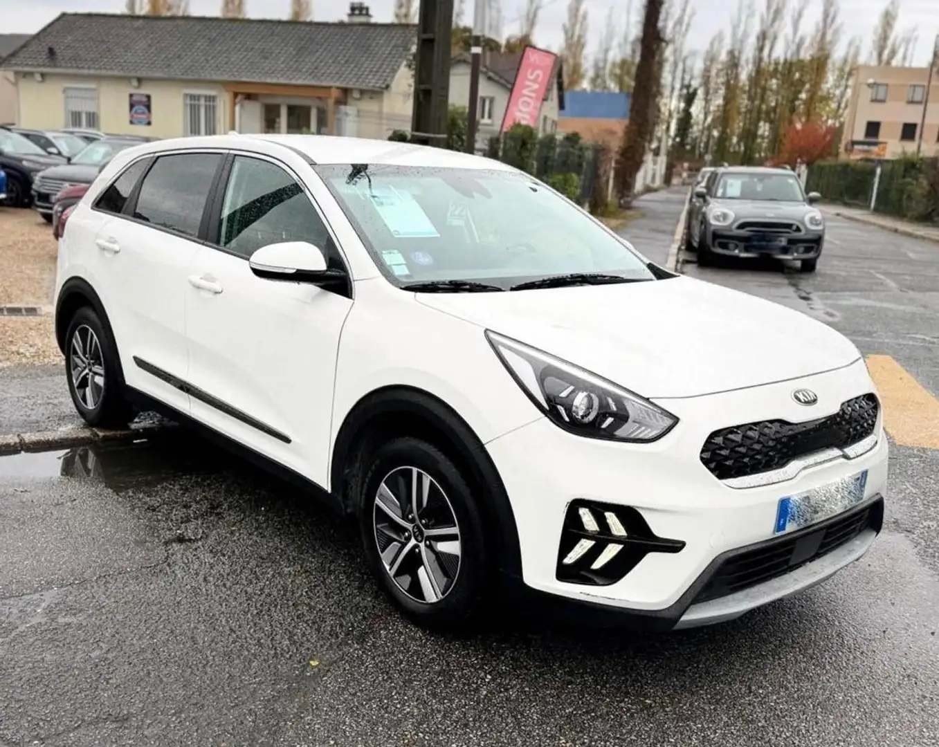 Kia Niro Motion Plug-in Hybrid 1.6 140CV BVA6 13325HT ENTRETIEN COMPLET ET A JOUR TBEG Gris - 1