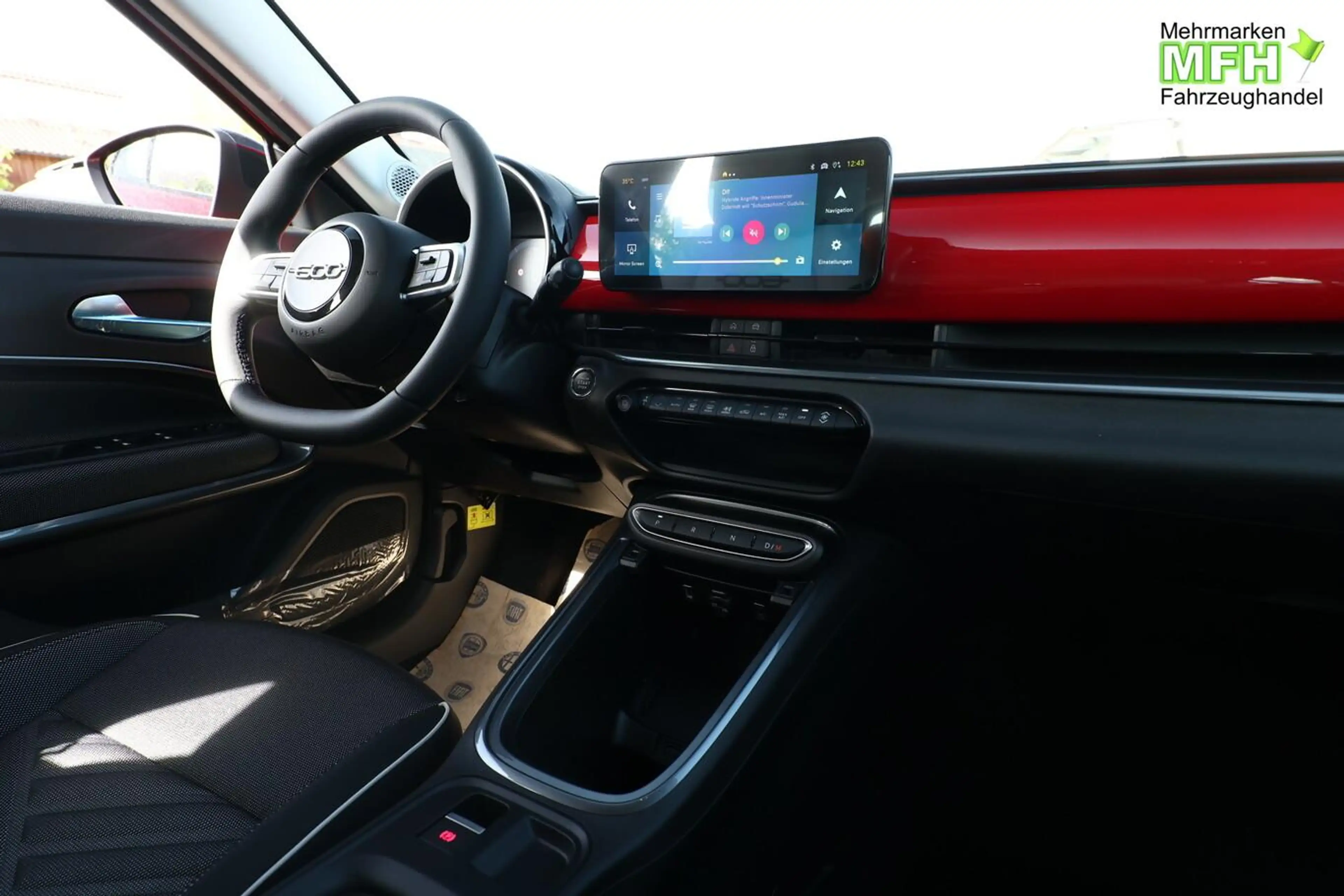 Fiat 600 Icon Hybrid SHZ Keyl Nav Kam 2xPDC LED CarP 74 ... — photo 8