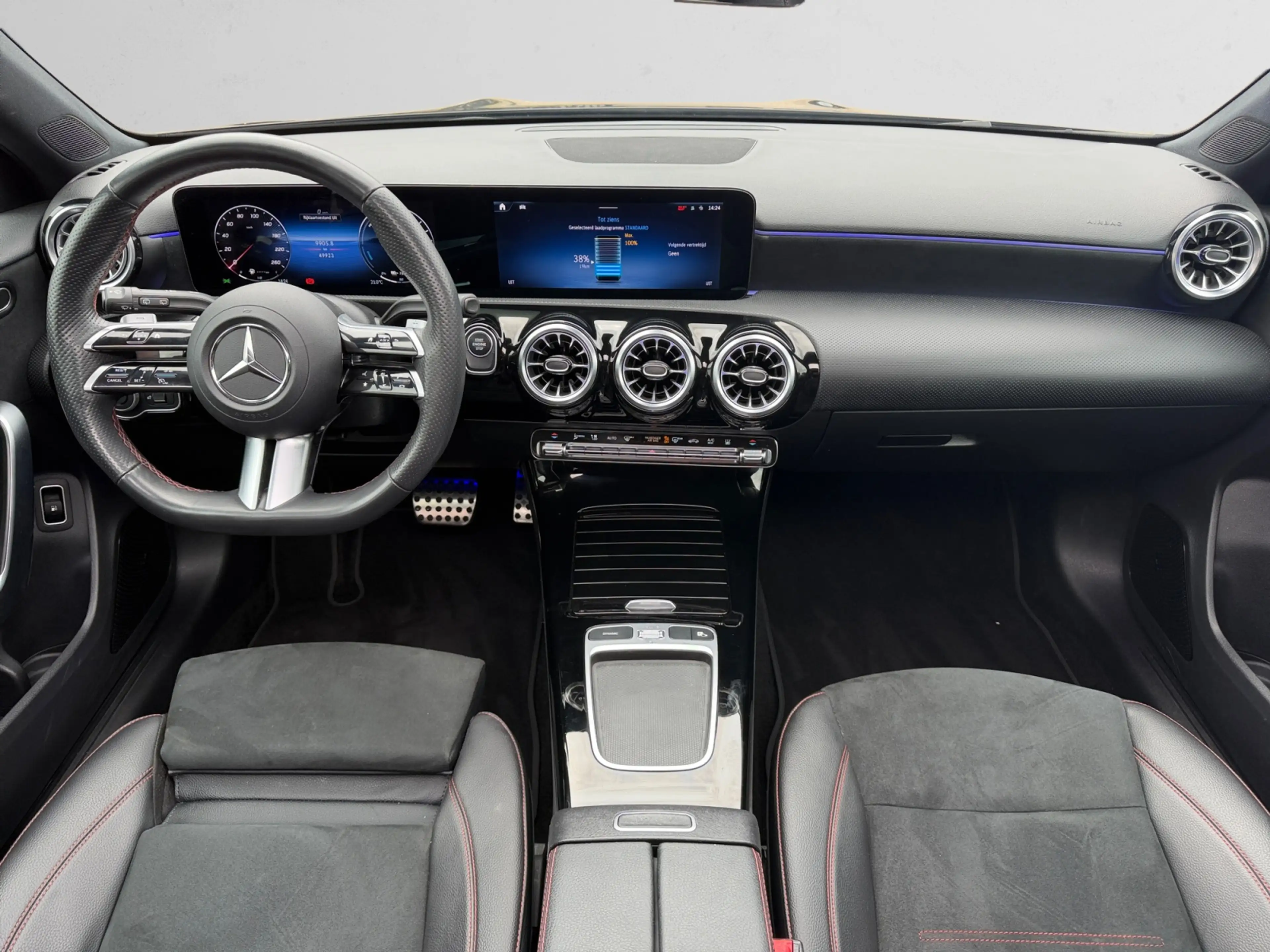 Mercedes-Benz A 250 e AMG Night Line Aut- Nieuw Model, Panoramadak, Sf — photo 6