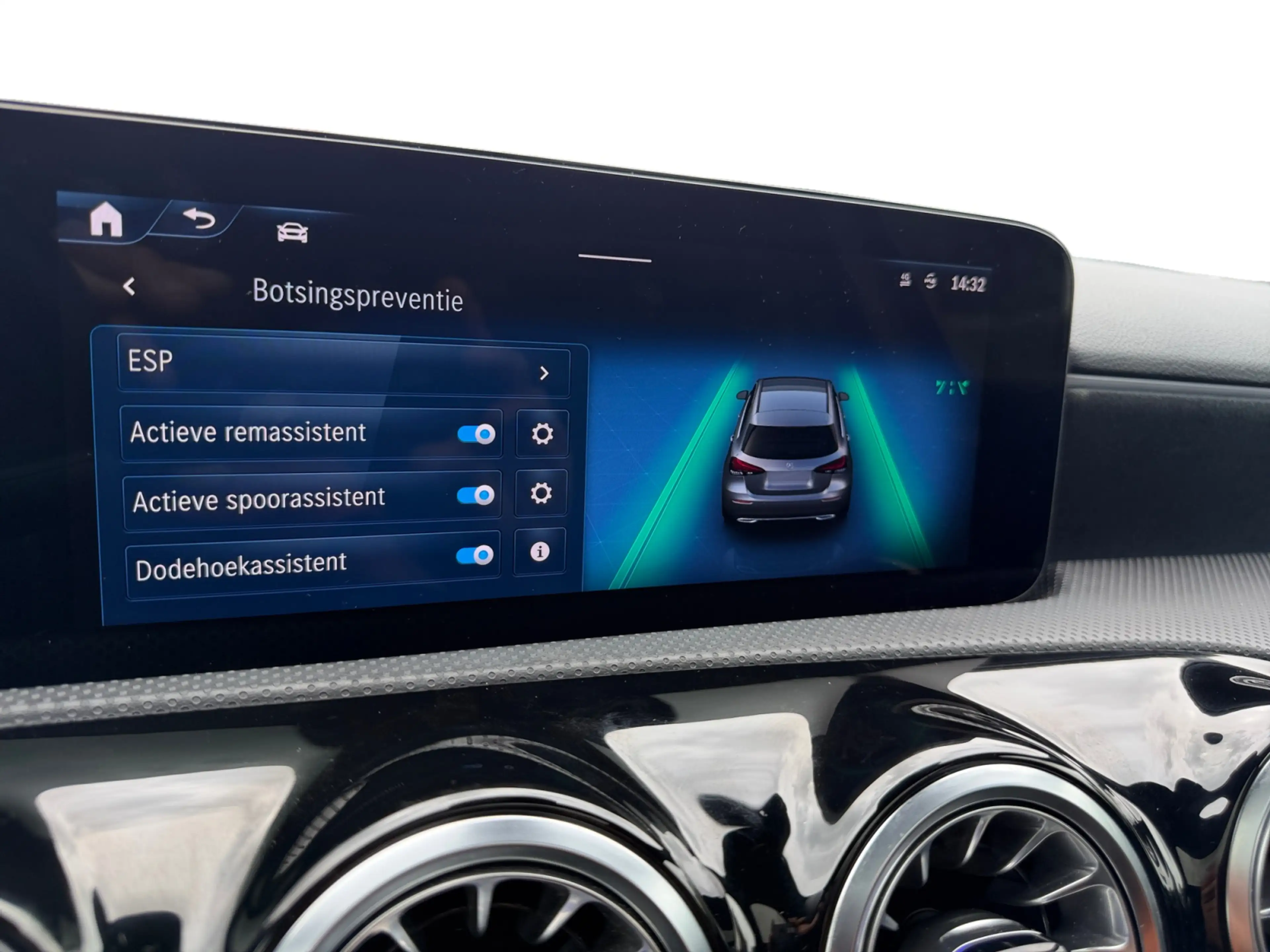 Mercedes-Benz A 250 e AMG Night Line Aut- Nieuw Model, Panoramadak, Sf — photo 15