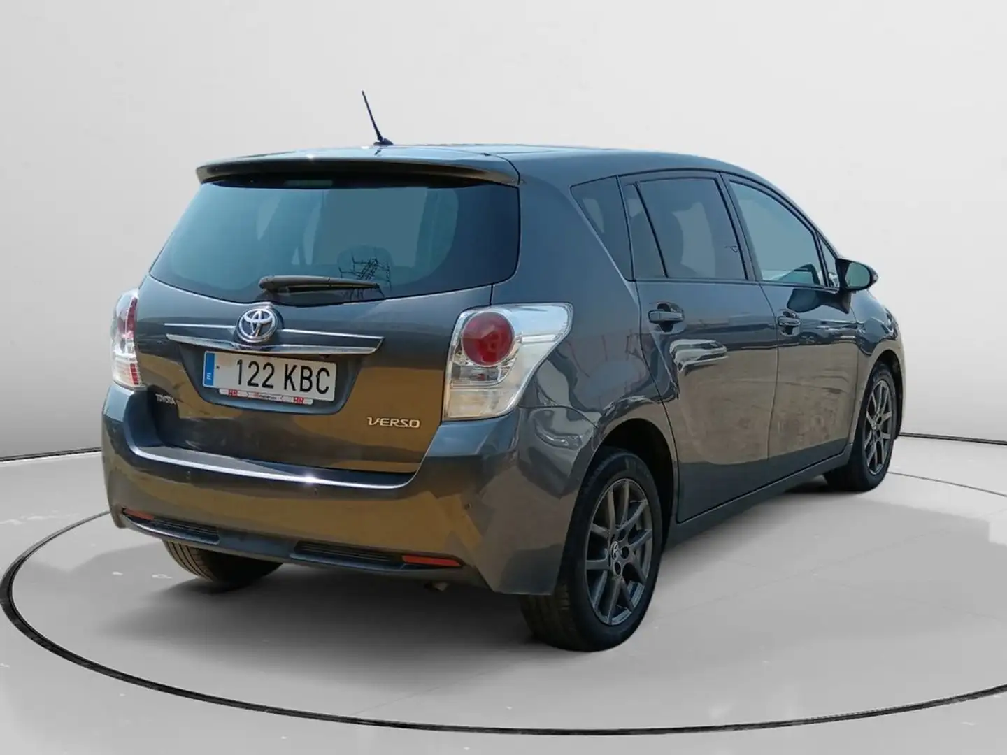 Toyota Verso Comfort Gris - 2