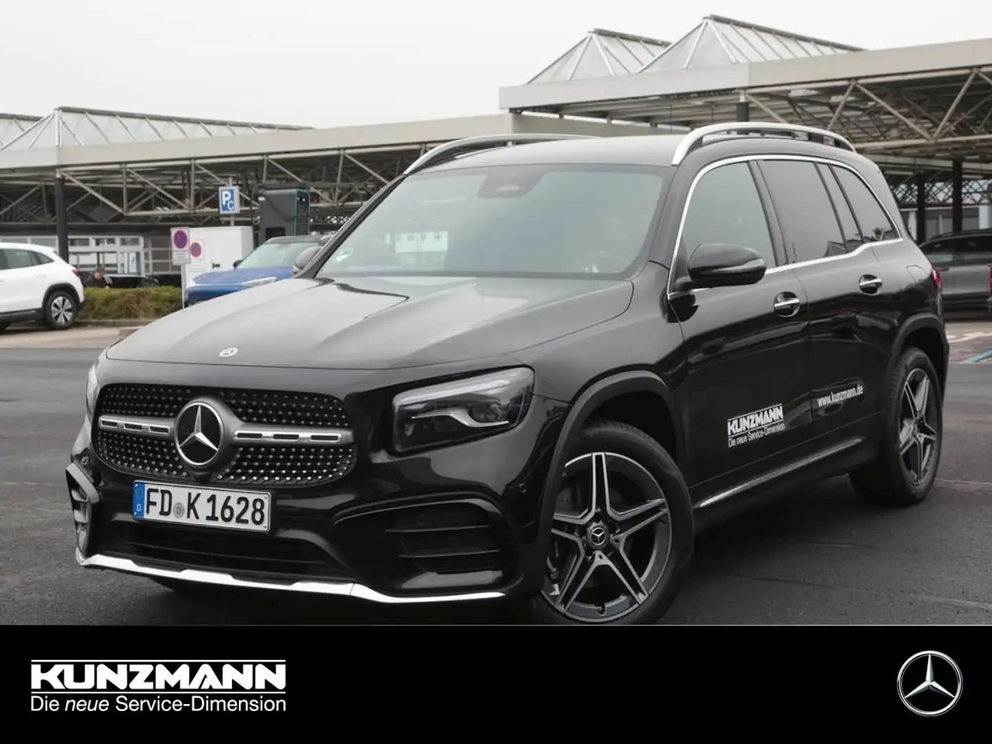 Mercedes-Benz GLB 200 d AMG MBUX Navi-Prem. Distronic Kamera Černá - 1