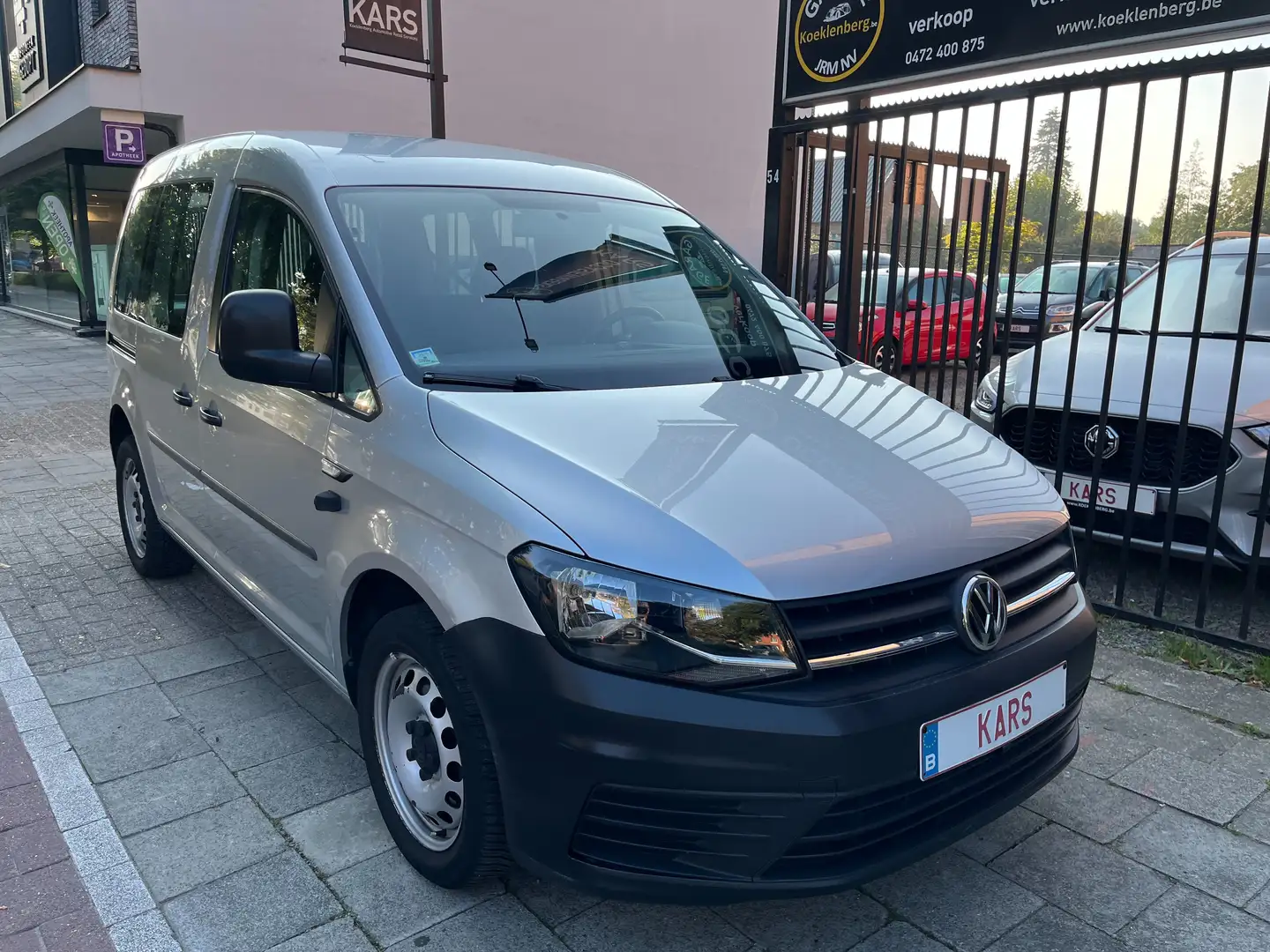 Volkswagen Caddy AUTOMAAT/LICHTE VRACHT/AIRCO/GARANTIE/BT/CRUISE Silber - 2