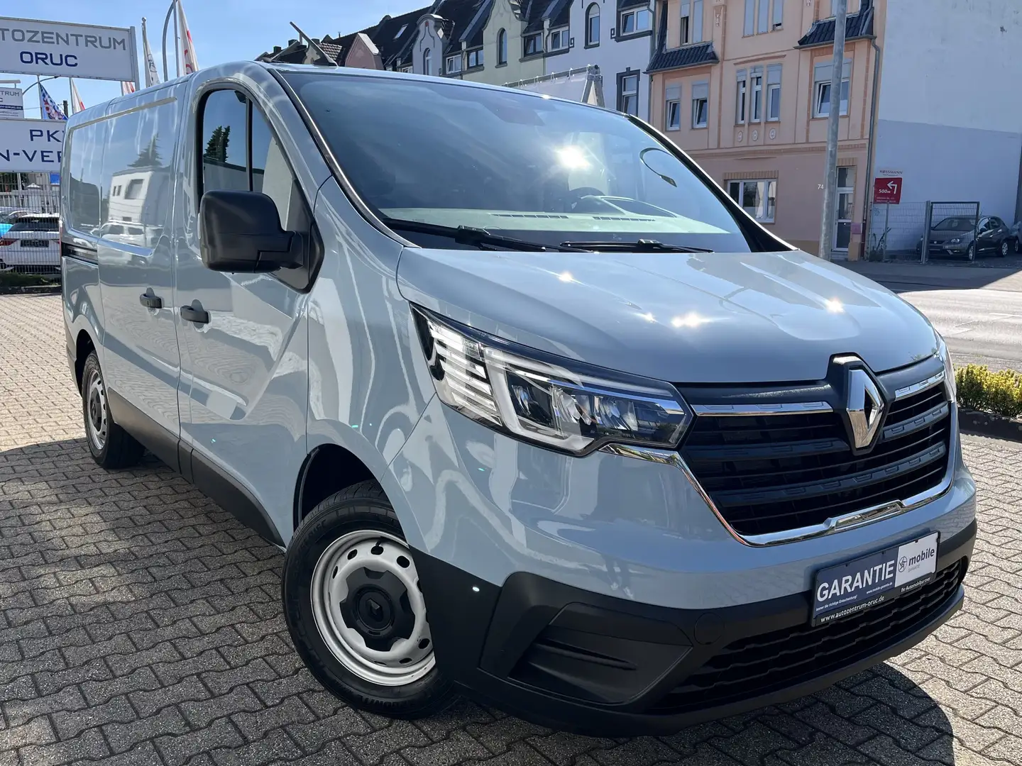 Renault Trafic dCi 130 Kasten L1H1 *3 Sitzer*LED* Azul - 2