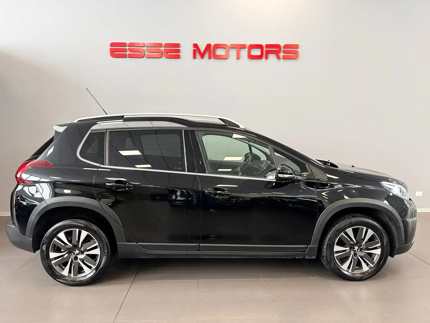 Peugeot 2008 NAVI - RETROCAMERA - FARI LED- CLIMA AUTOMATICO - Noir - 2
